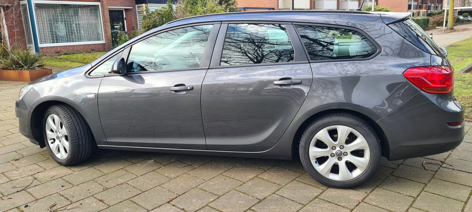 Opel Astra Astra 1.4 Edition Grijs - 2
