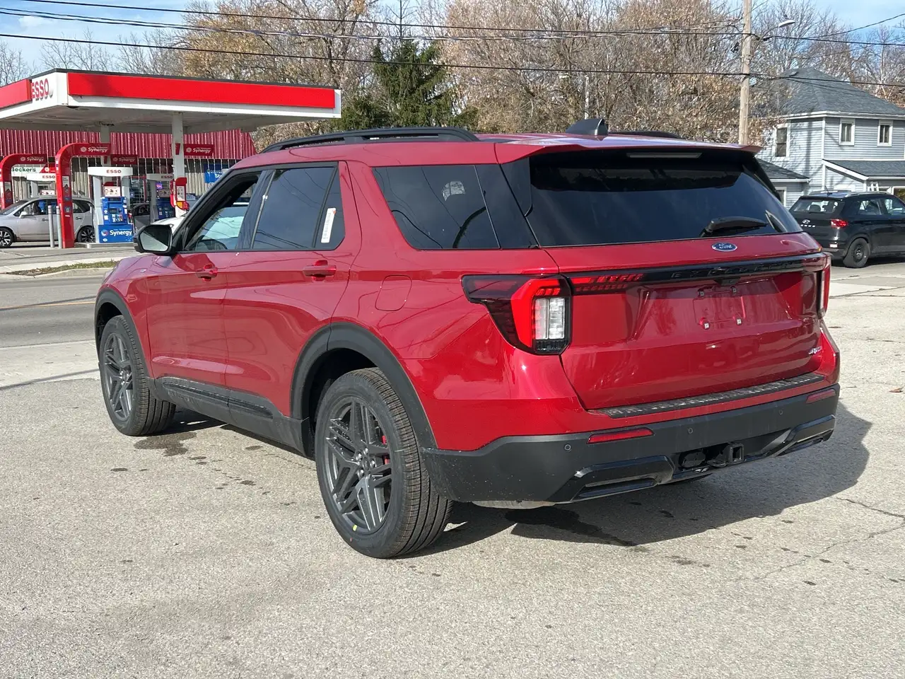 Ford Explorer снимка Ford Explorer