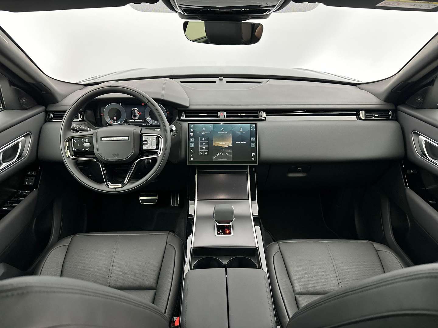 Land Rover Range Rover Velar P400e Dynamic SE AWD Auto 26MY -  - Joinsteer - #3