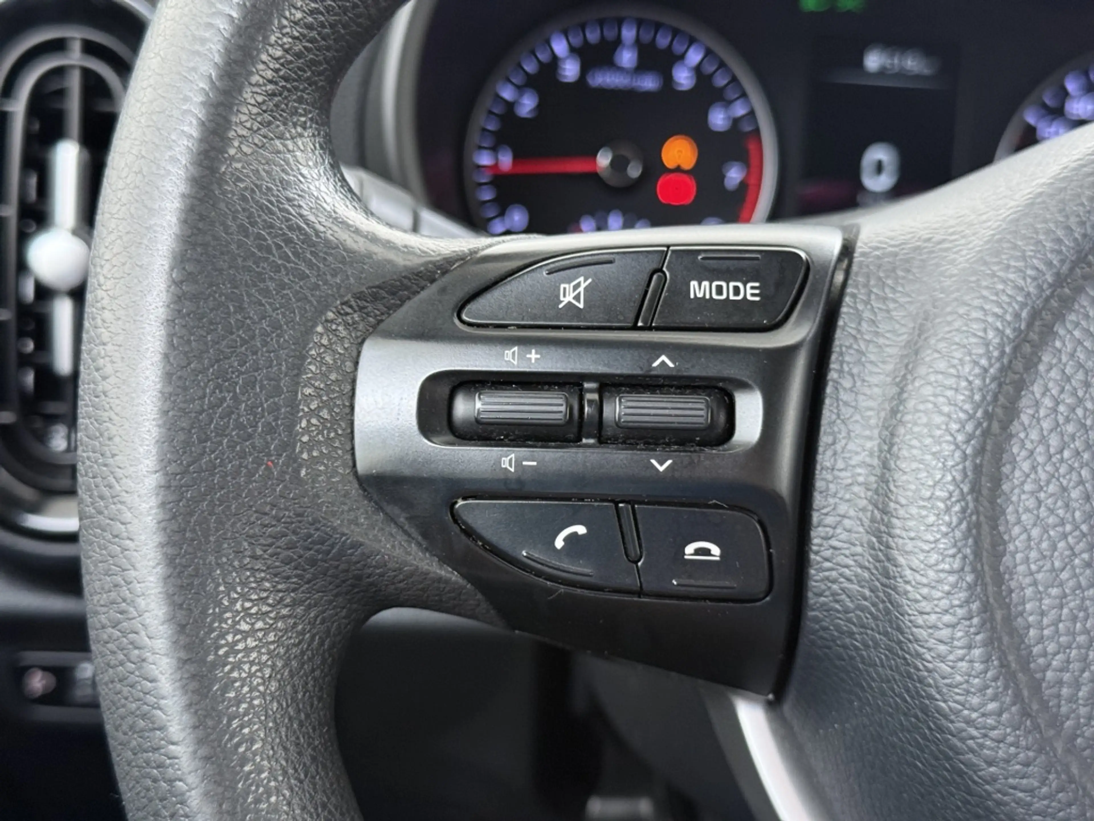 Kia Picanto 1.0 DPi ComfortLine — photo 22