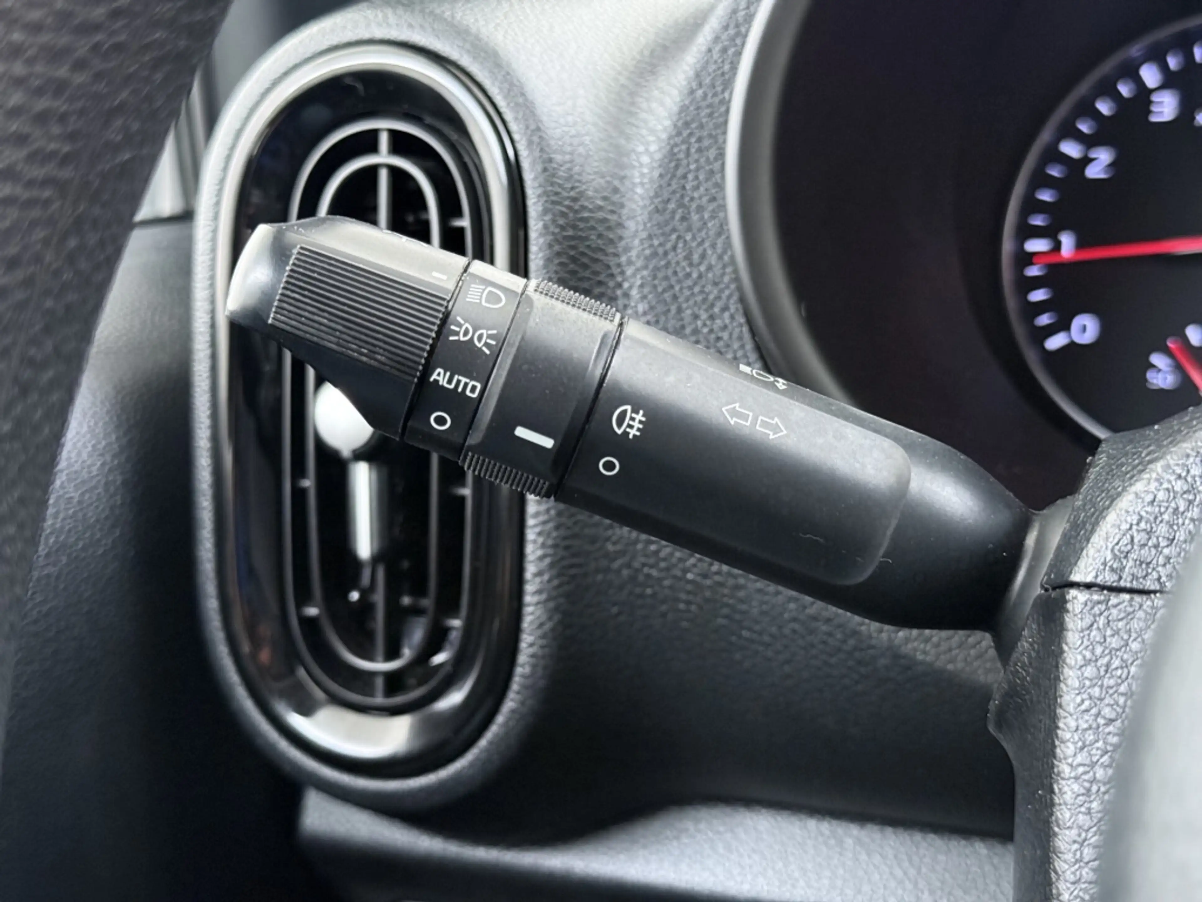 Kia Picanto 1.0 DPi ComfortLine — photo 20