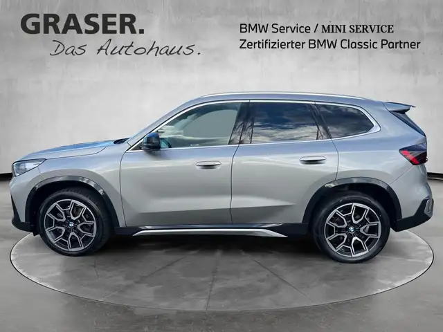 BMW X1 view 2