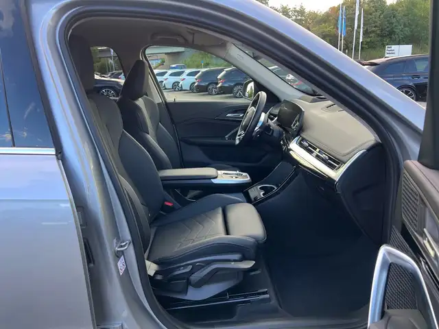 BMW X1 view 25