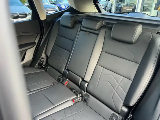BMW X1 view 15