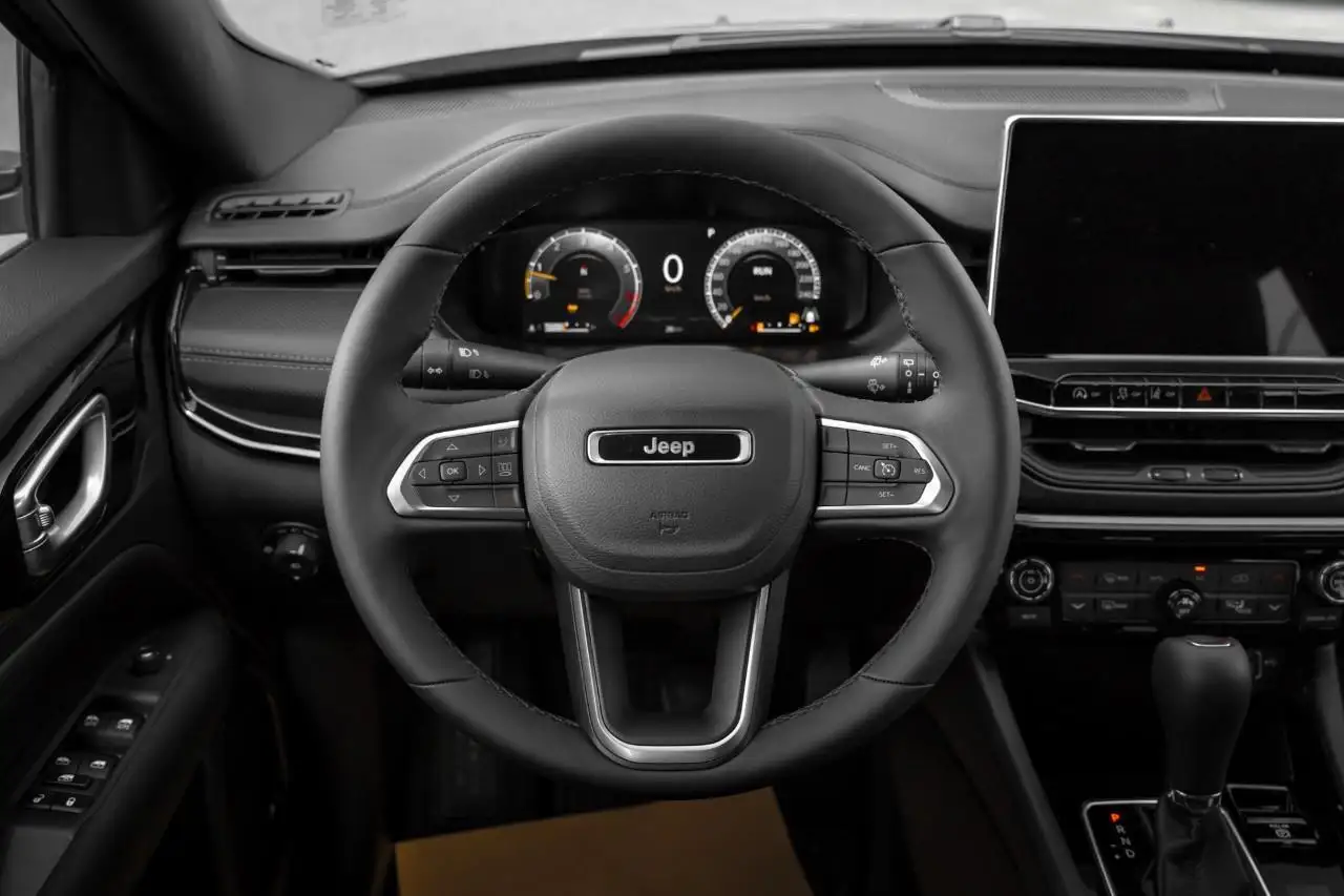Jeep Compass снимка Jeep Compass