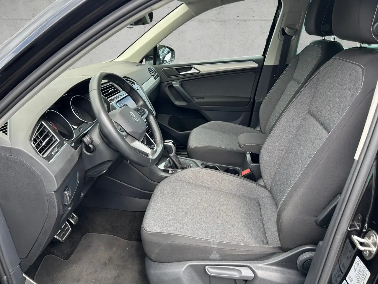 Volkswagen Tiguan 1.5 TSI DSG MOVE +AHK +LED +ACC +RKAM +NAVI +SHZ, миниатюра 12