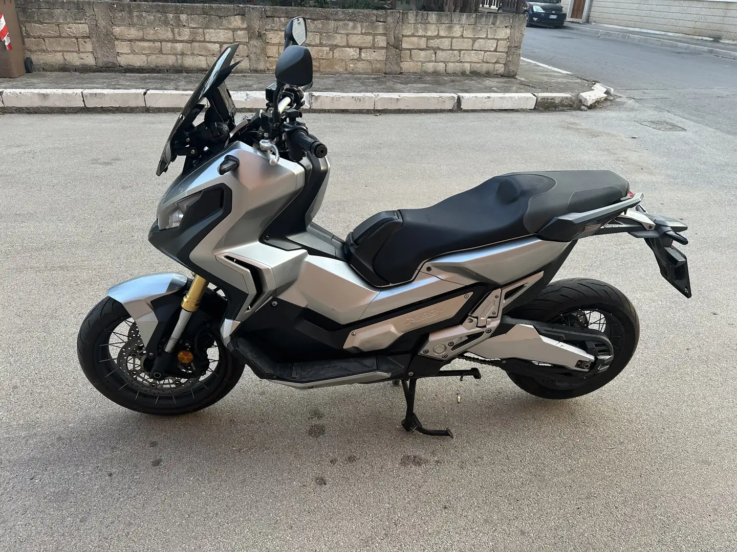 Honda X-ADV - 1