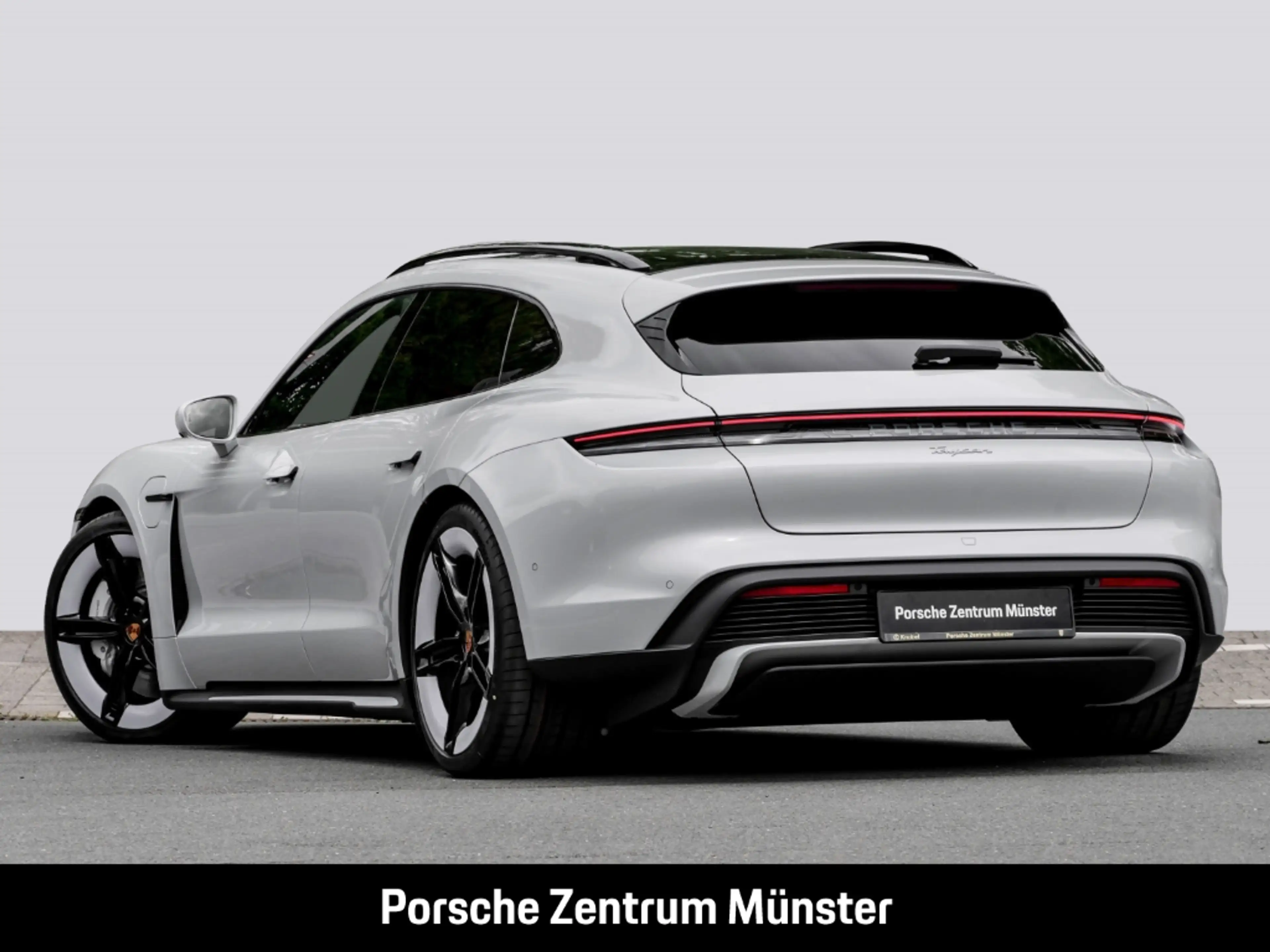 Porsche Taycan Sport Turismo Black Edition Soft-Close — photo 3