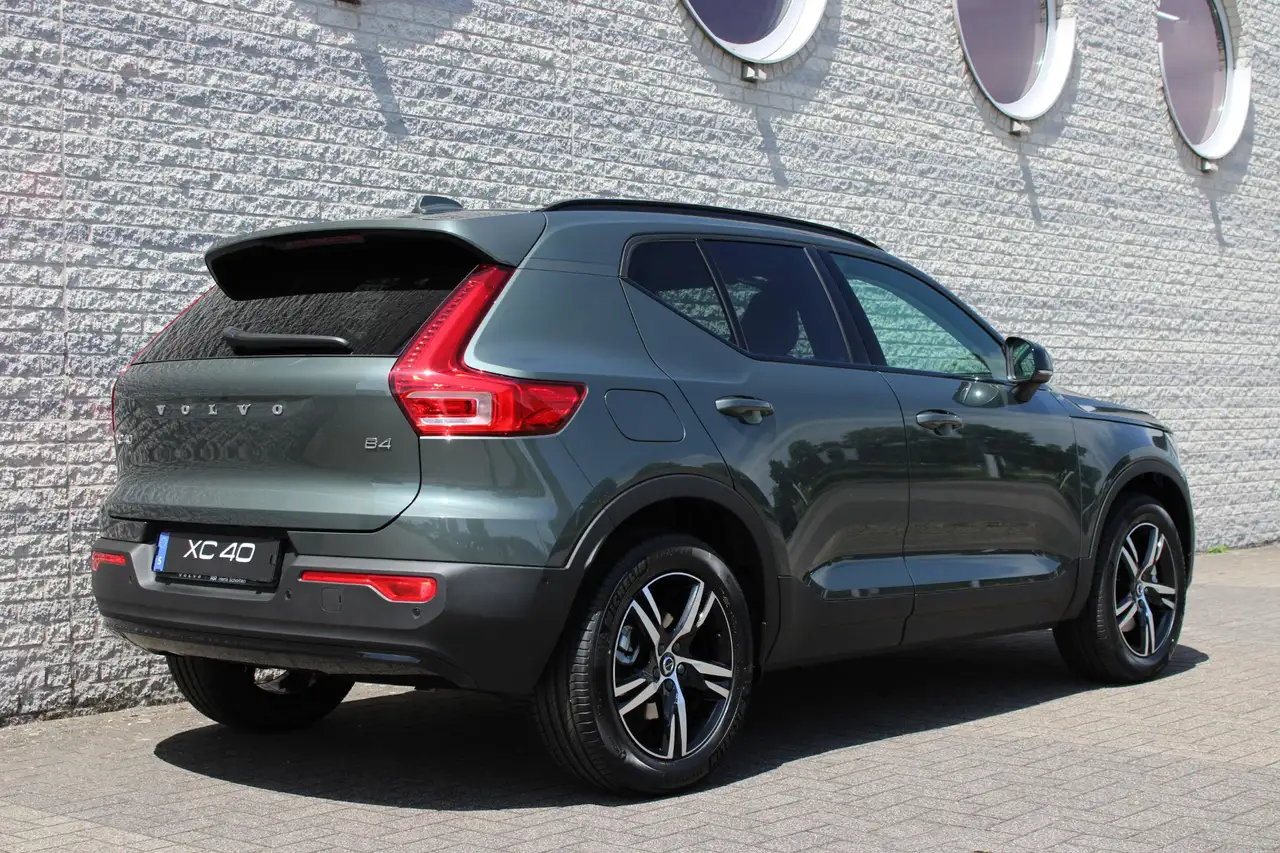 Volvo XC40 2026 — фото 6