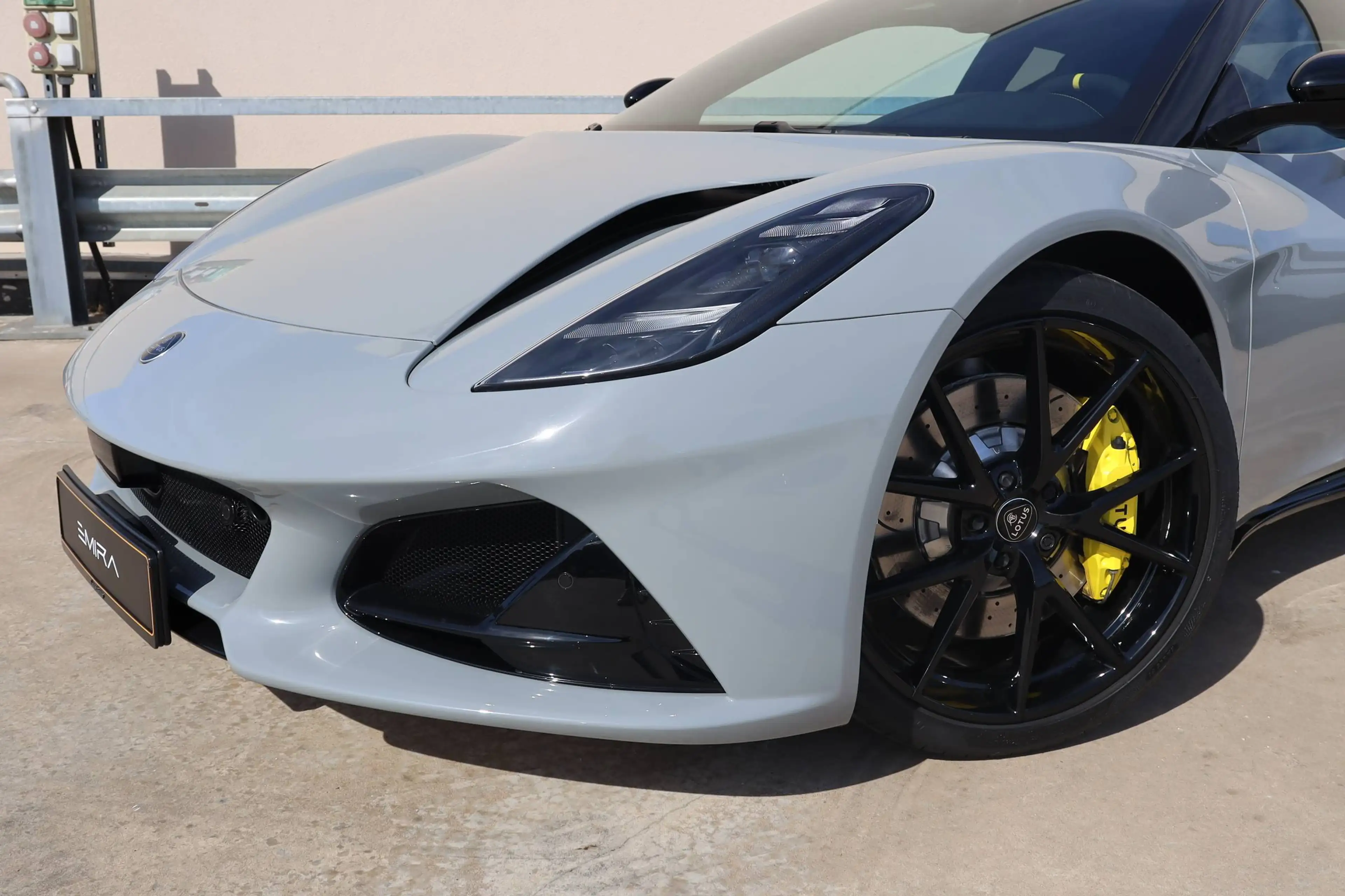 Lotus Emira V6 SE — photo 3
