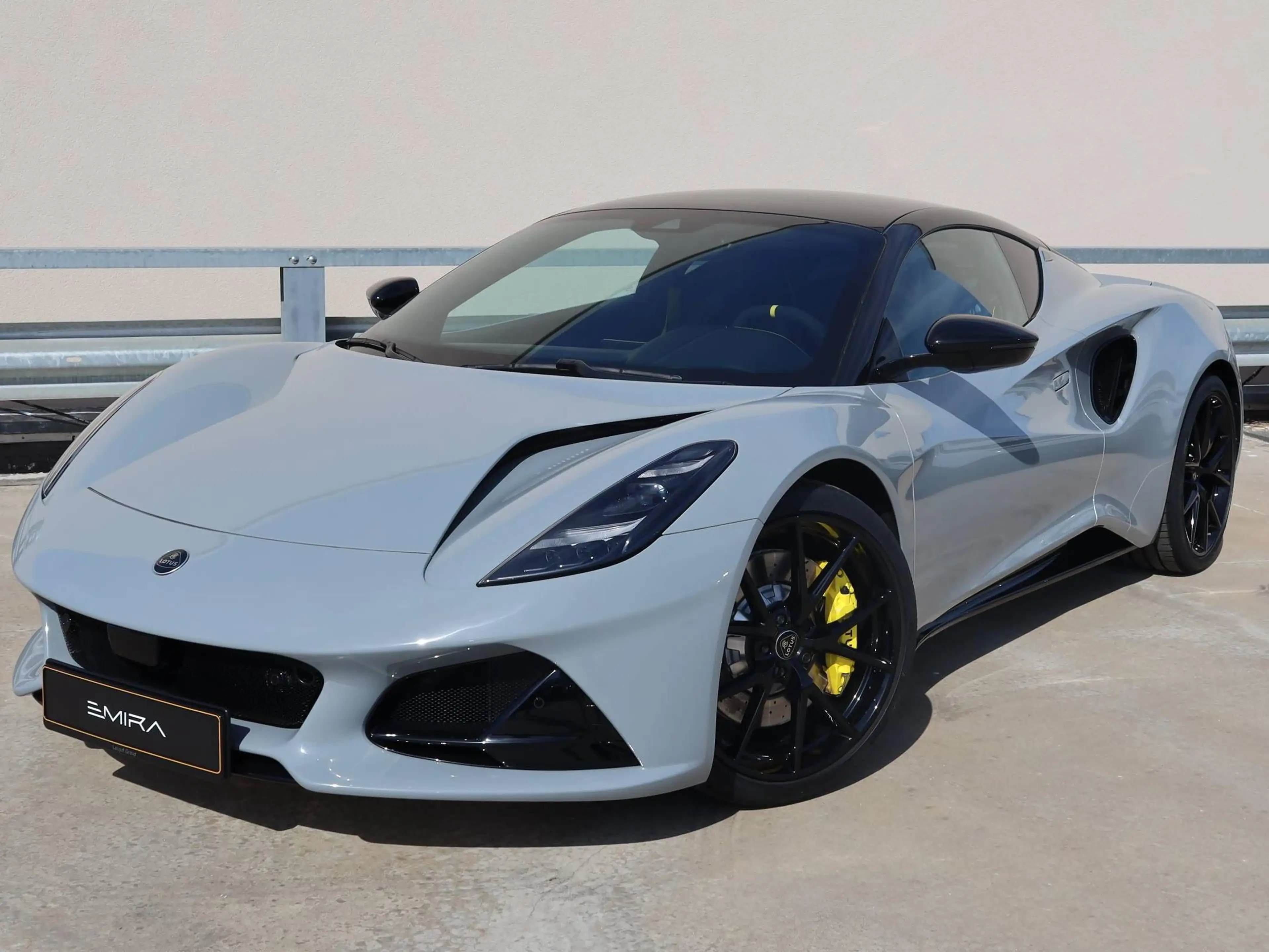 Lotus Emira V6 SE — photo 2