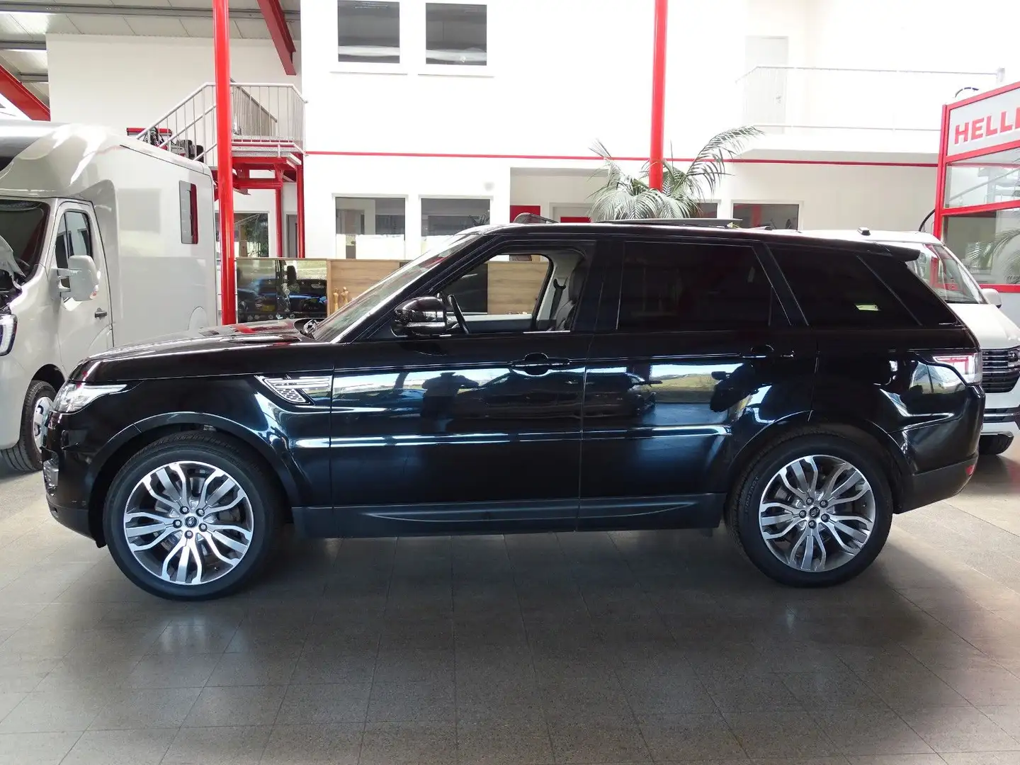 Land Rover Range Rover Sport HSE"Xenon,Stdhzg.,Navi,Pano" Zwart - 2