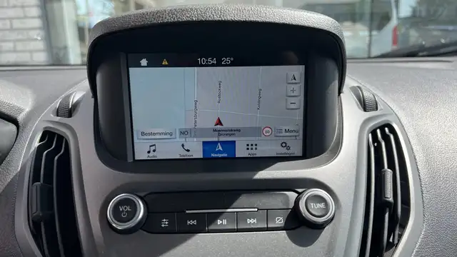Ford Transit Courier view 17