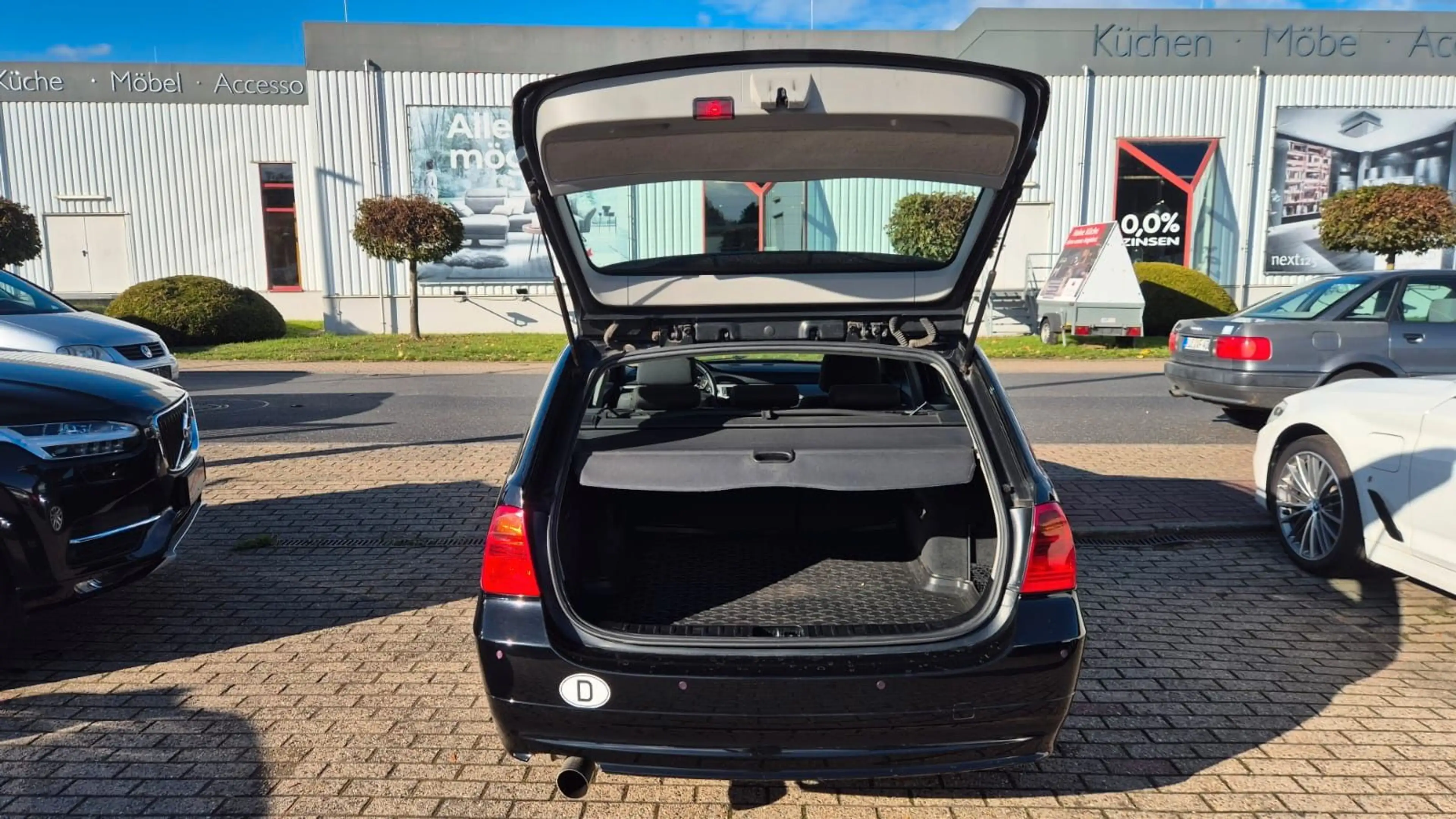 BMW 318 i Touring *HU04.2028*1.HAND * — photo 7