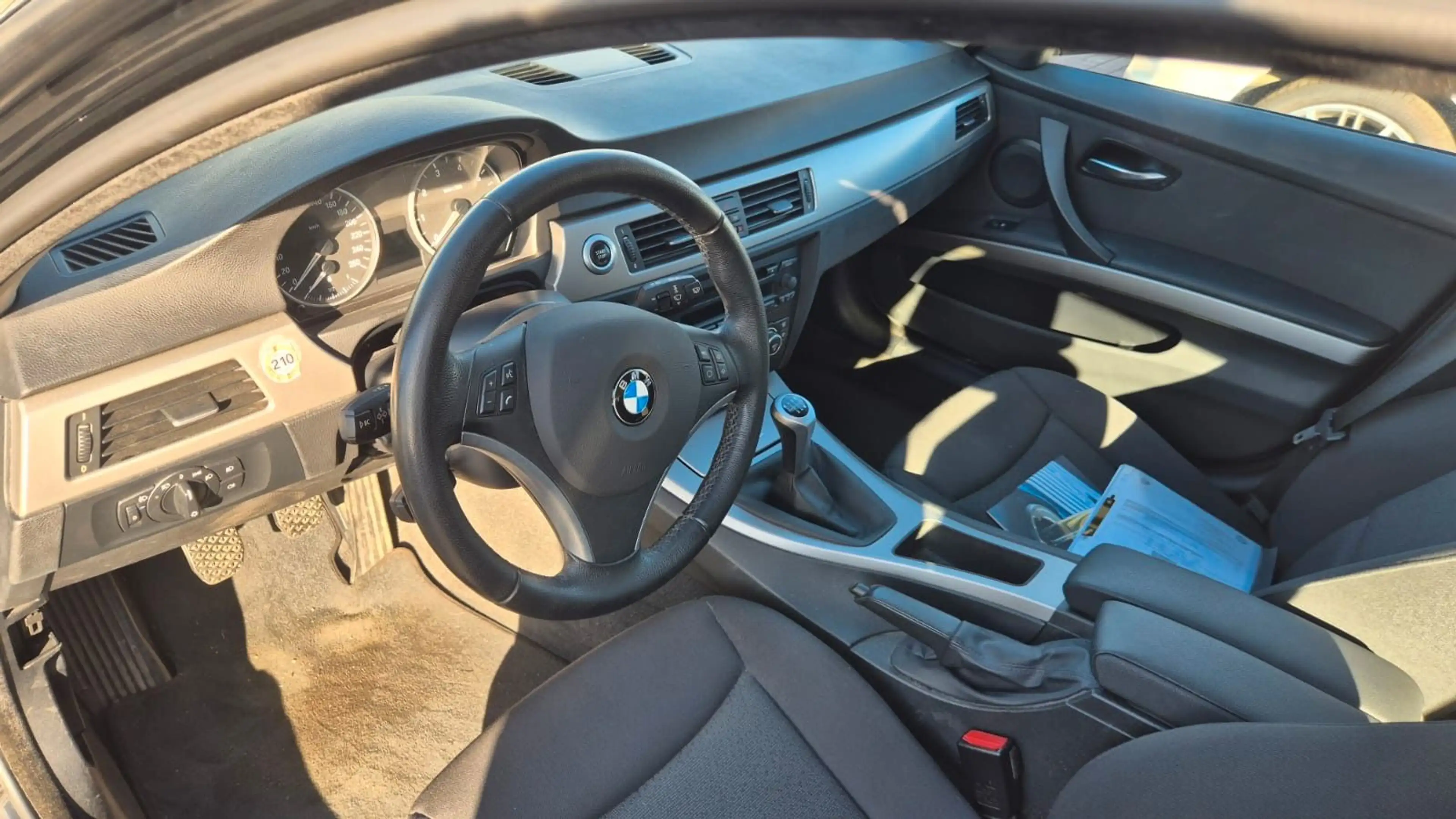 BMW 318 i Touring *HU04.2028*1.HAND * — photo 10