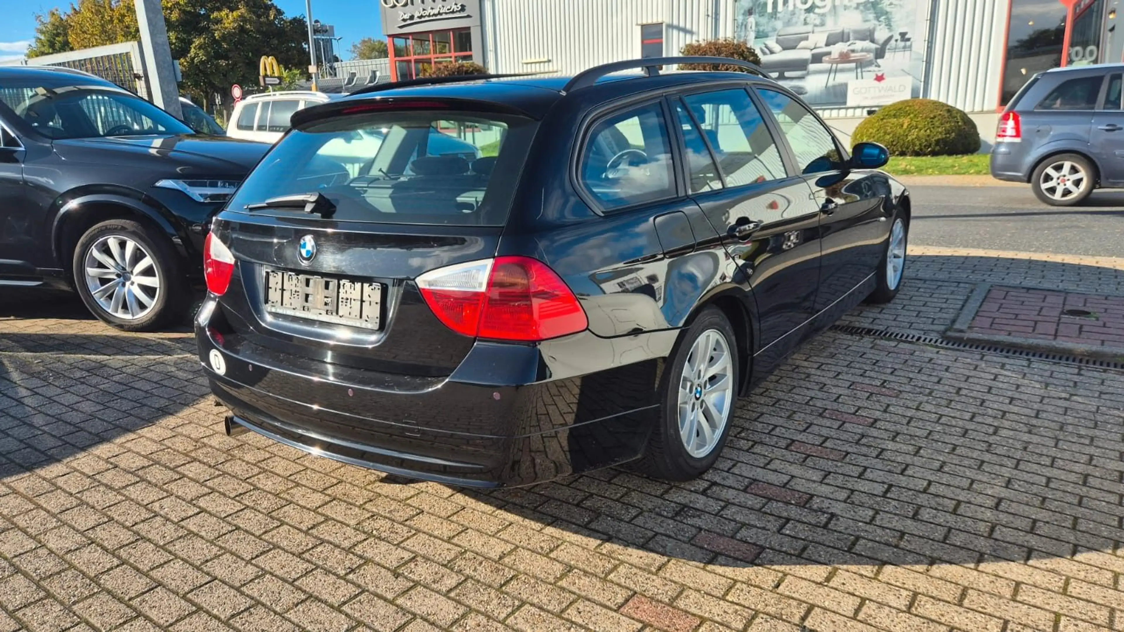 BMW 318 i Touring *HU04.2028*1.HAND * — photo 6