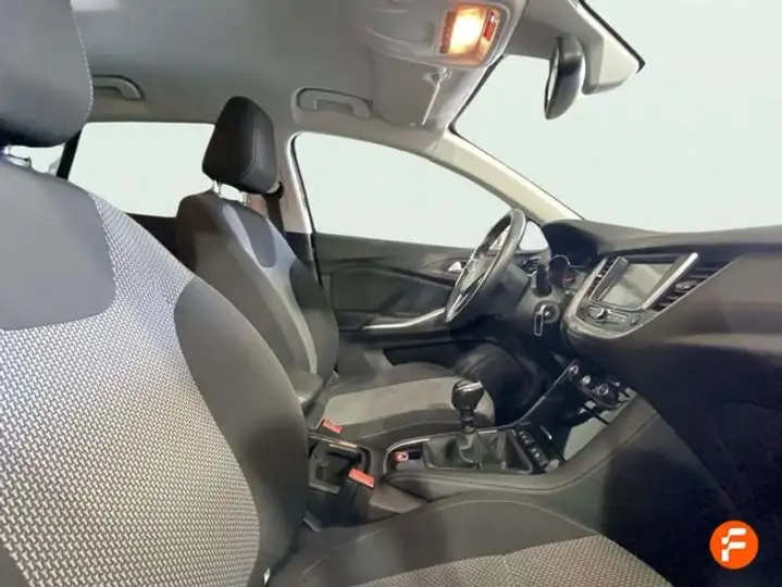Opel Grandland X 2021, foto 14