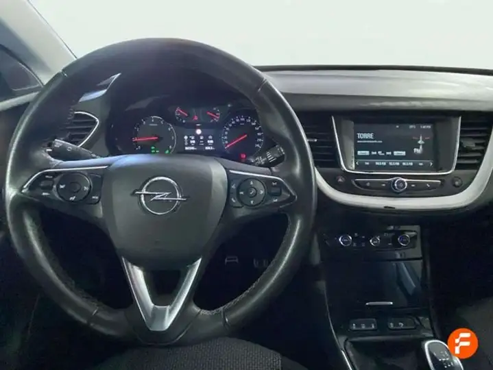 Opel Grandland X 2021, foto 11