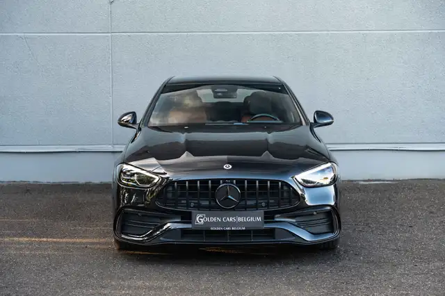 Mercedes-Benz C-Class view 3