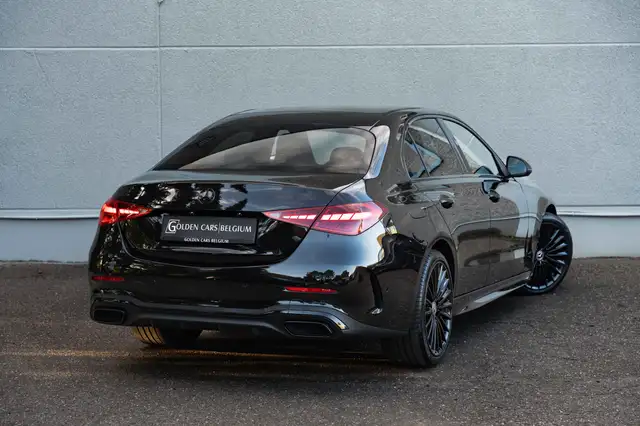 Mercedes-Benz C-Class view 8