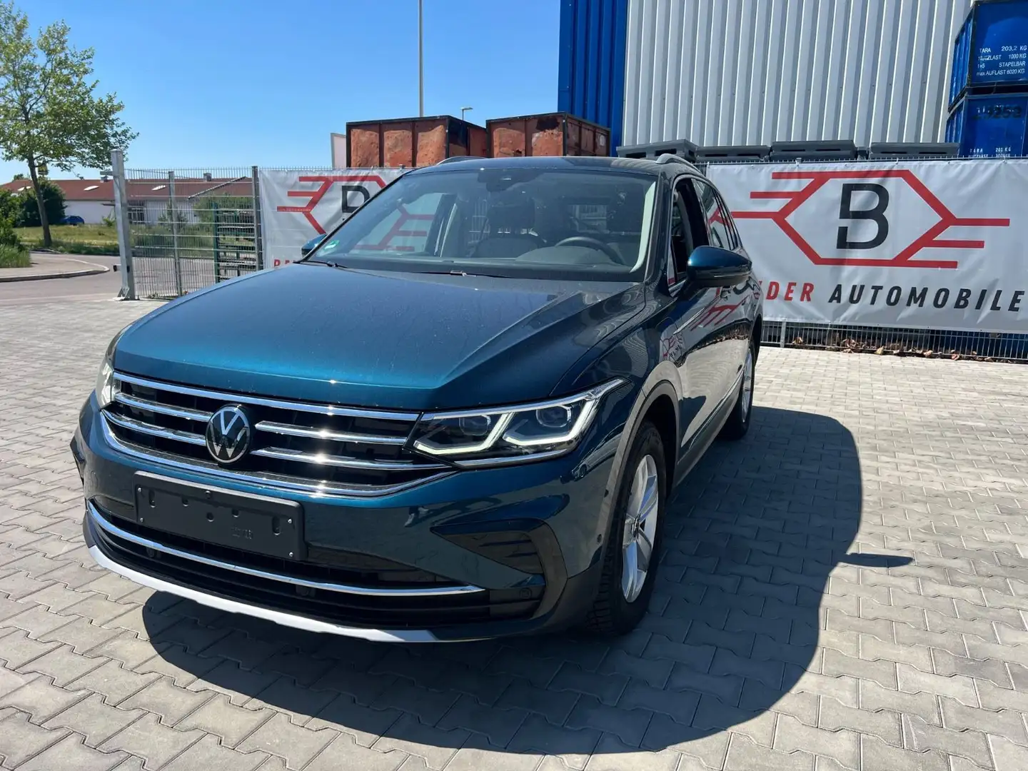 Volkswagen Tiguan Elegance eHybrid Blue - 1