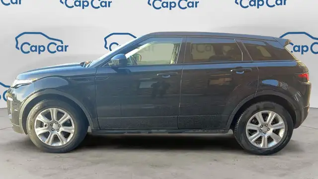 Land Rover Range Rover Evoque view 2