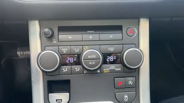 Land Rover Range Rover Evoque view 13