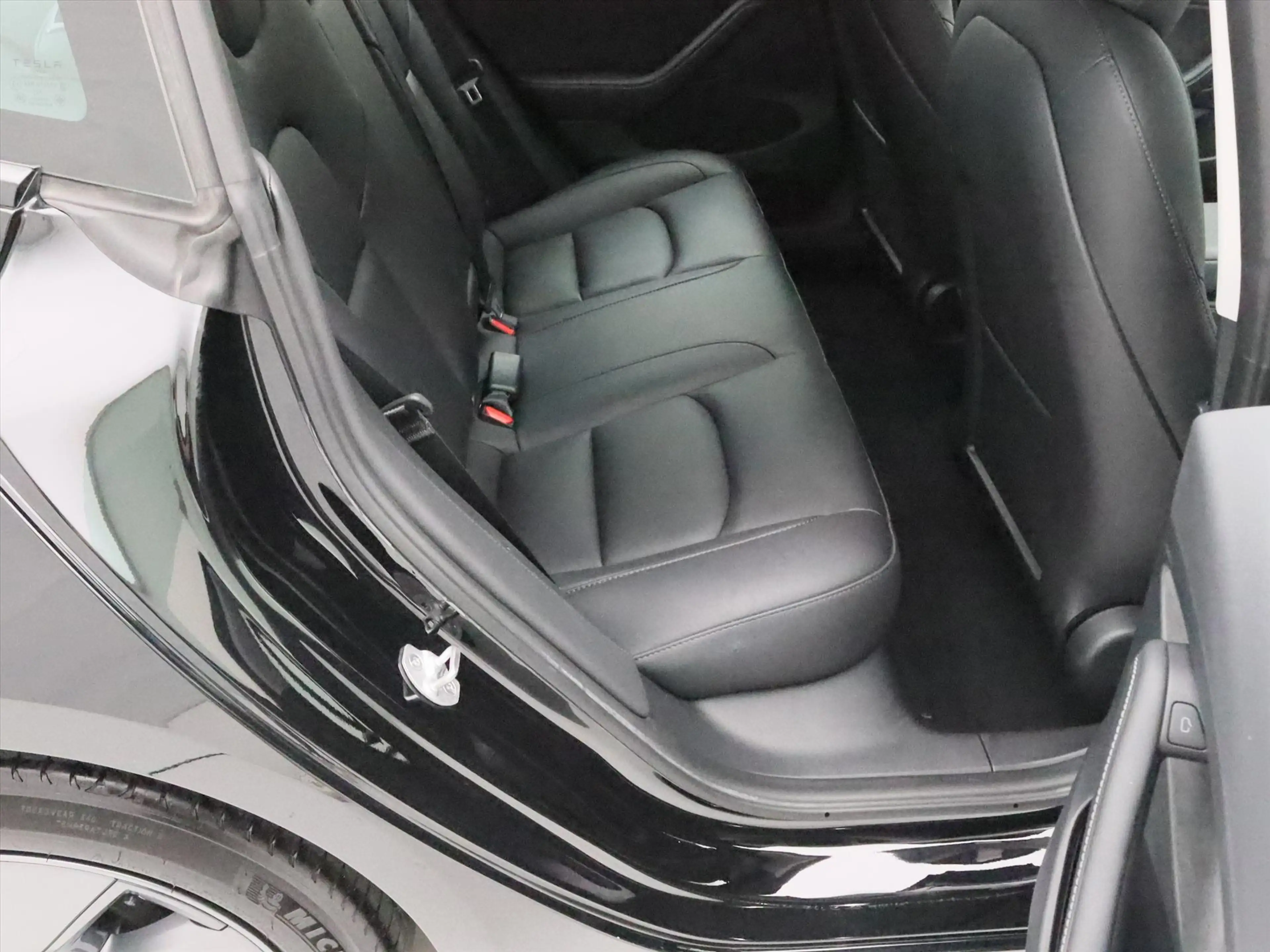 Tesla Model 3 Standard RWD Plus UPGRADE 94.6% SoH [ LFP-ACCU+WAR — photo 14