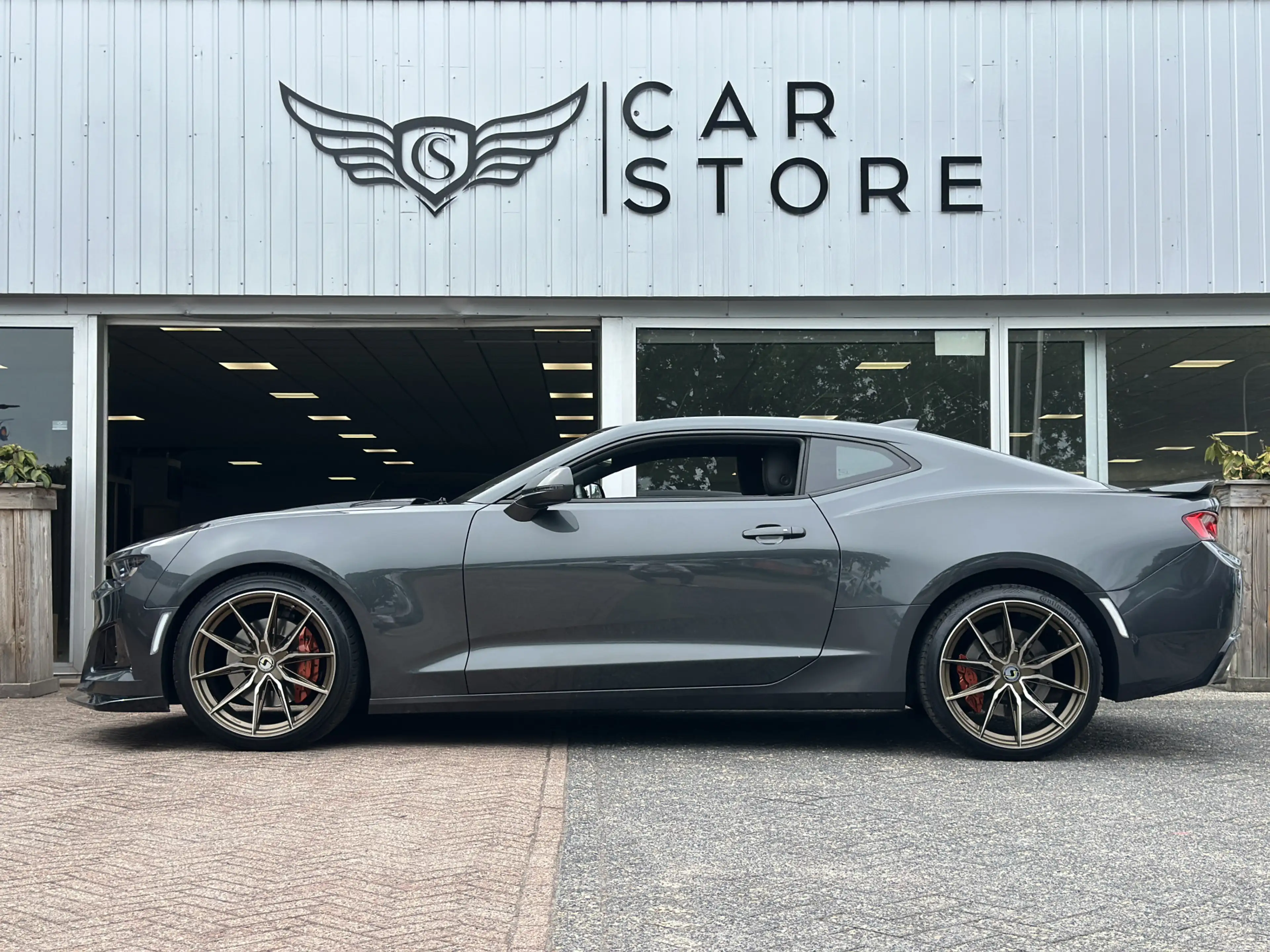 Chevrolet Camaro USA 6.2 V8 50th Anniversary Edition |BOSE|CAMERA|H — photo 2
