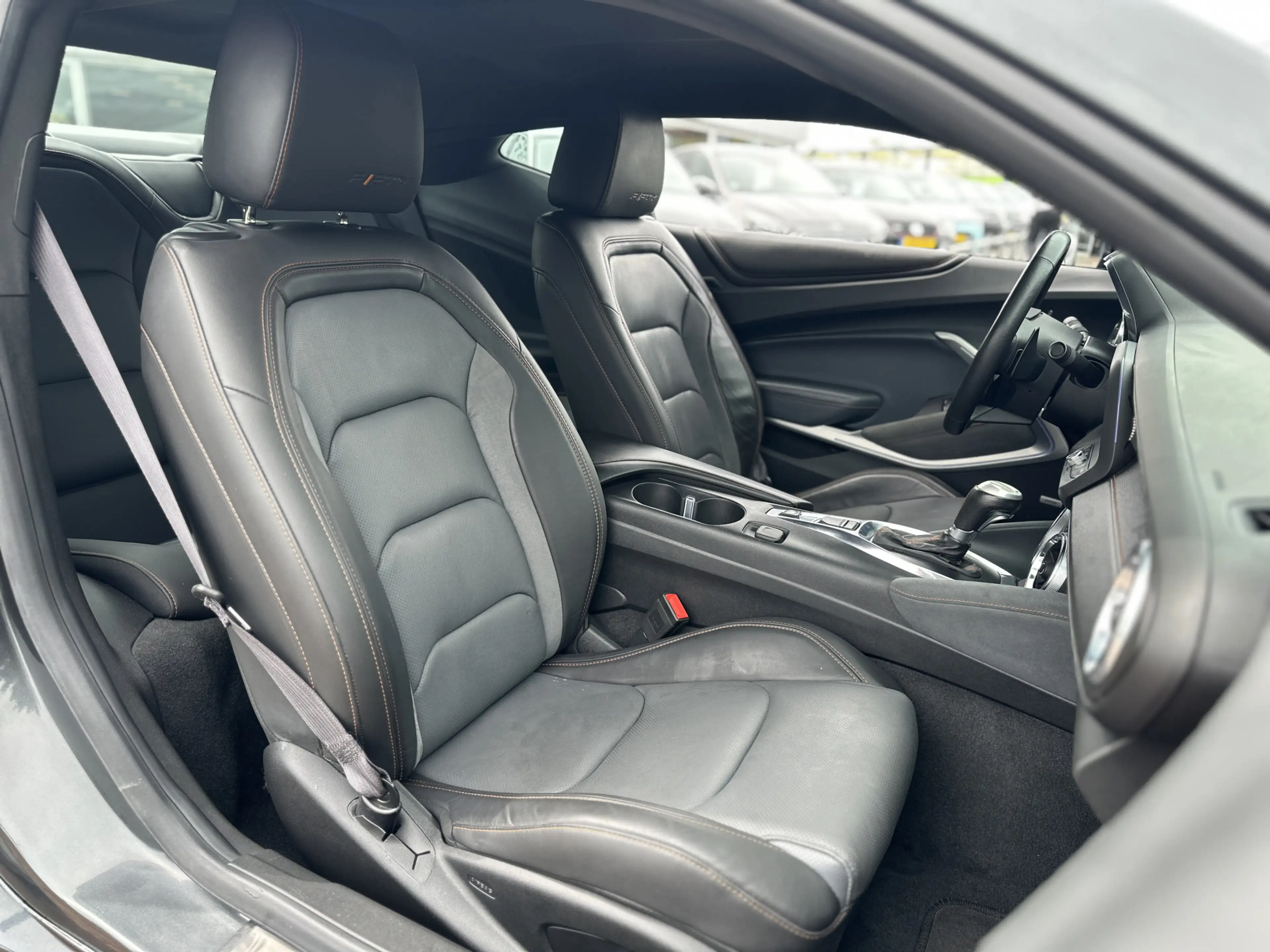 Chevrolet Camaro USA 6.2 V8 50th Anniversary Edition |BOSE|CAMERA|H — photo 9
