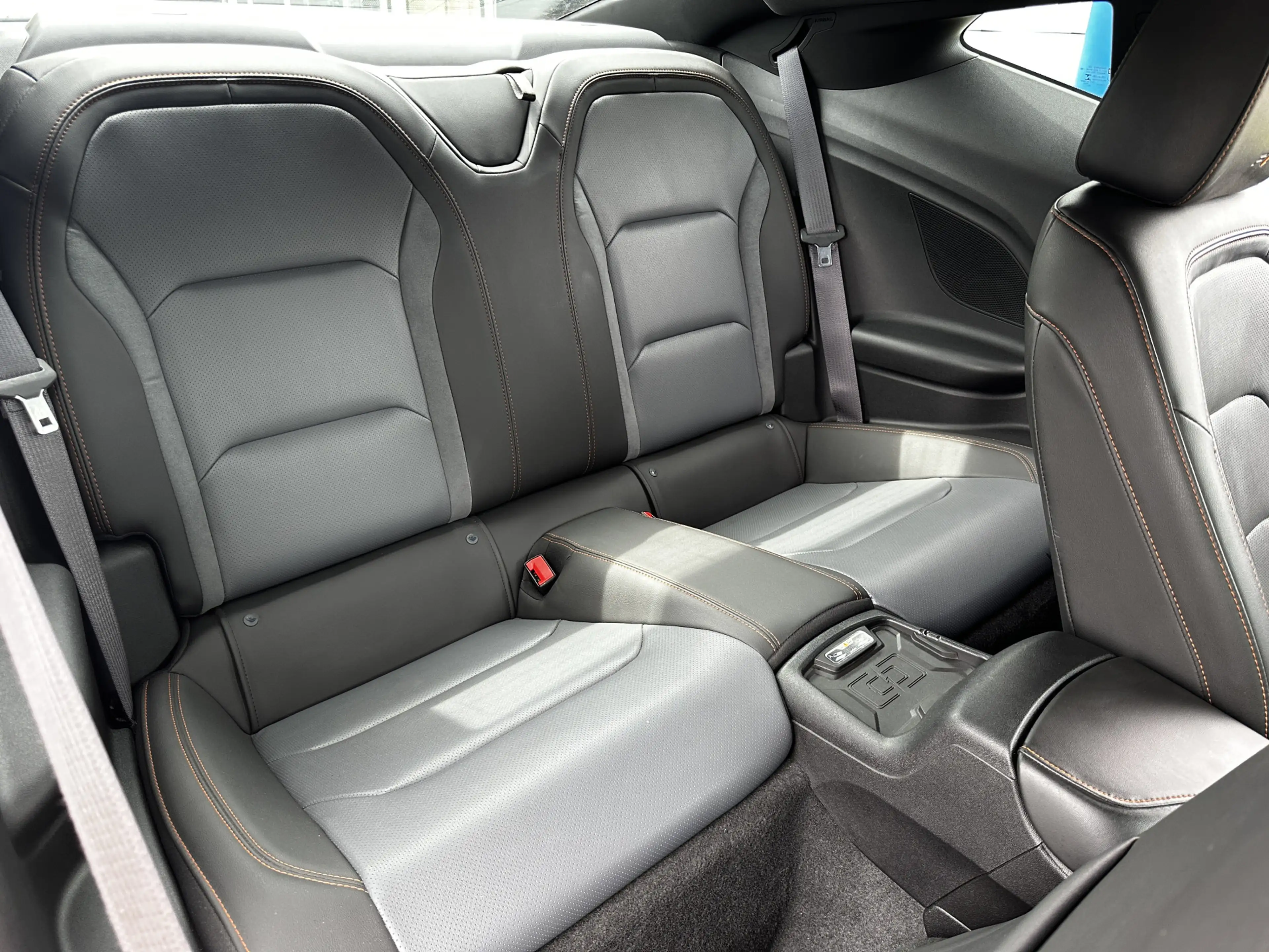 Chevrolet Camaro USA 6.2 V8 50th Anniversary Edition |BOSE|CAMERA|H — photo 11