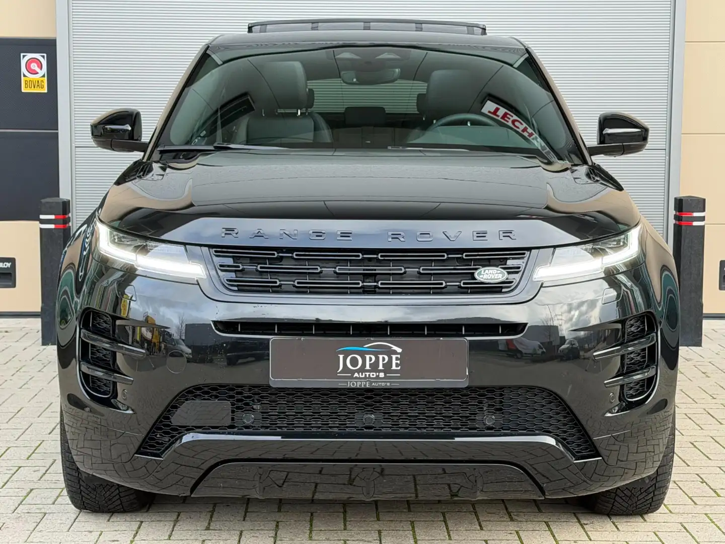 Land Rover Range Rover Evoque 1.5 P270e PHEV AWD SE Dynamic |Pano/schuifdak|Blac Zwart - 2
