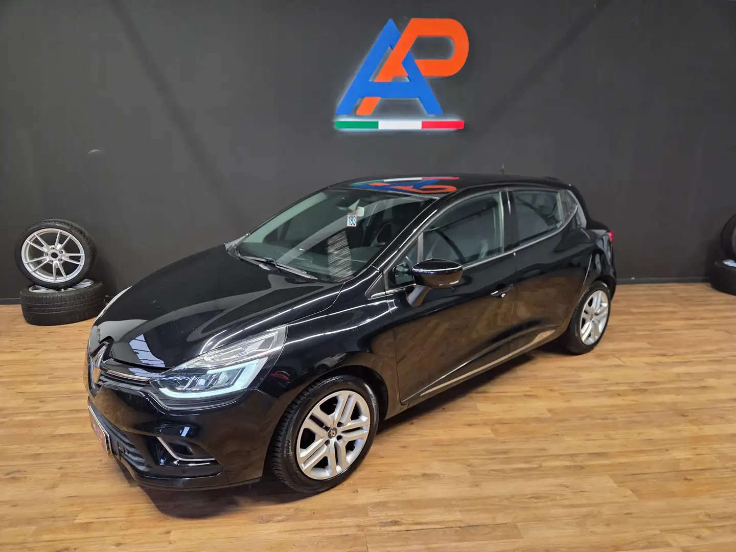 Renault Clio Clio 1.5 dci energy Intens 90cv Noir - 2