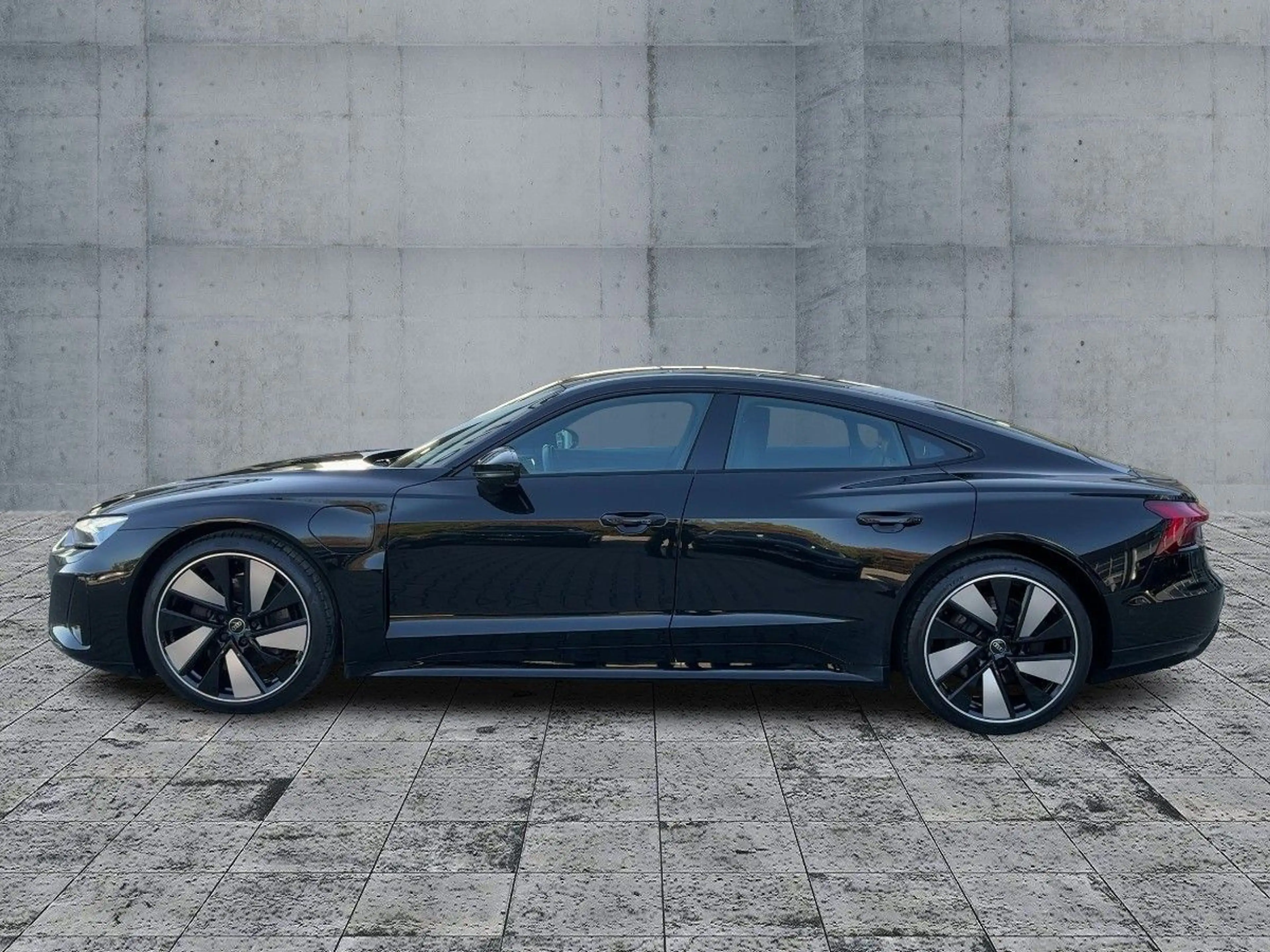 Audi e-tron GT e-tron GT QU LED+NAVI+2xPDC+ACC+SHZ+PANO+21"LM — photo 4