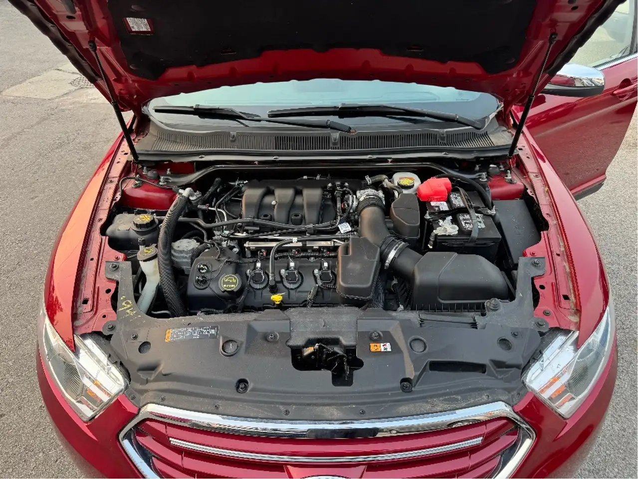 Ford Taurus снимка Ford Taurus