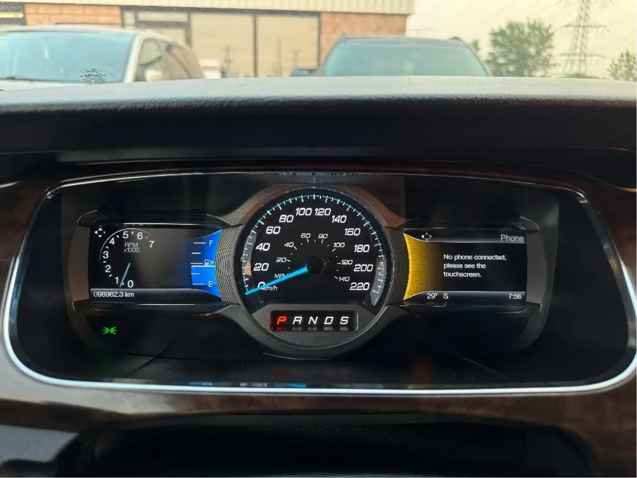 Ford Taurus снимка Ford Taurus