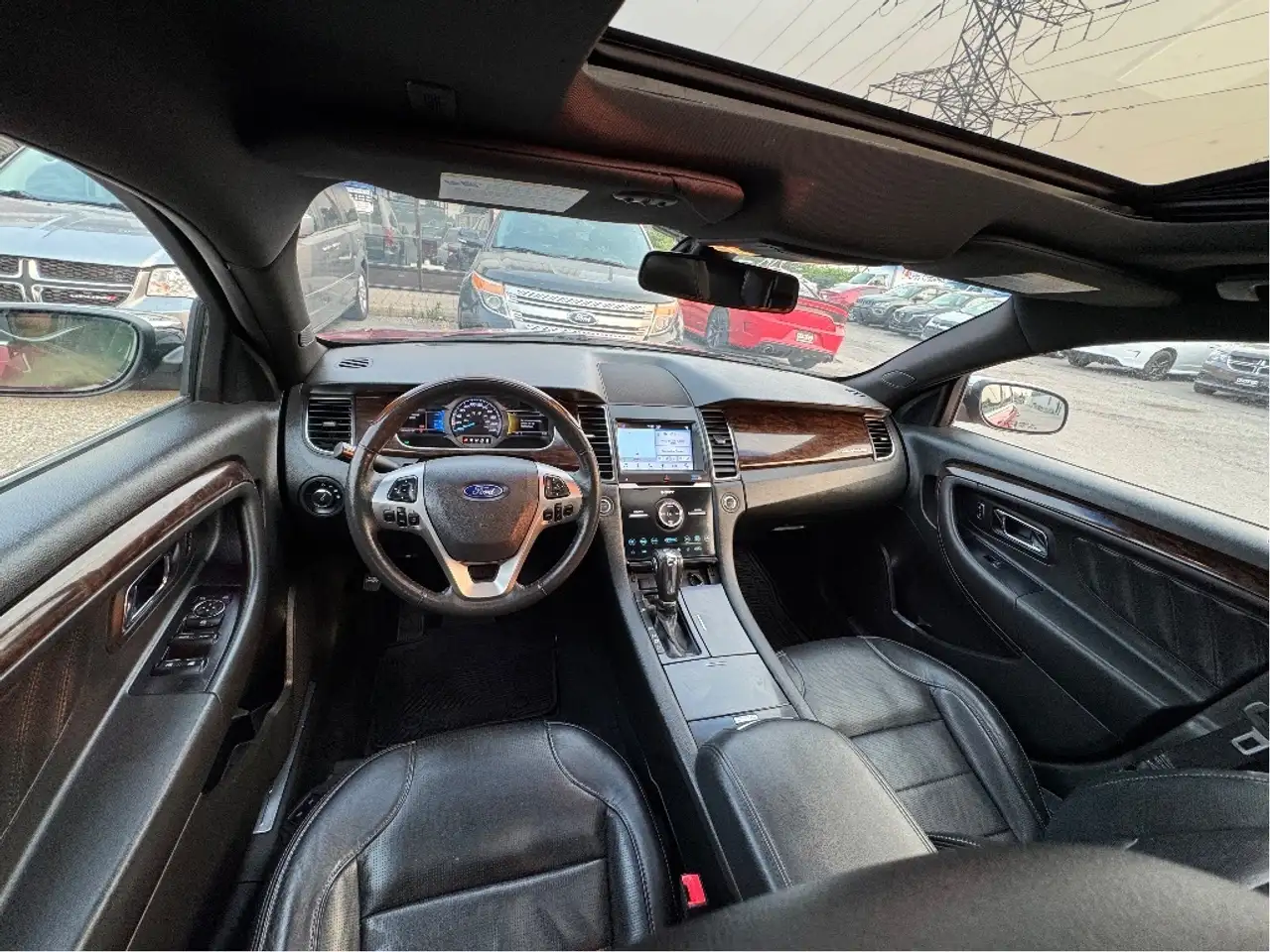 Ford Taurus снимка Ford Taurus