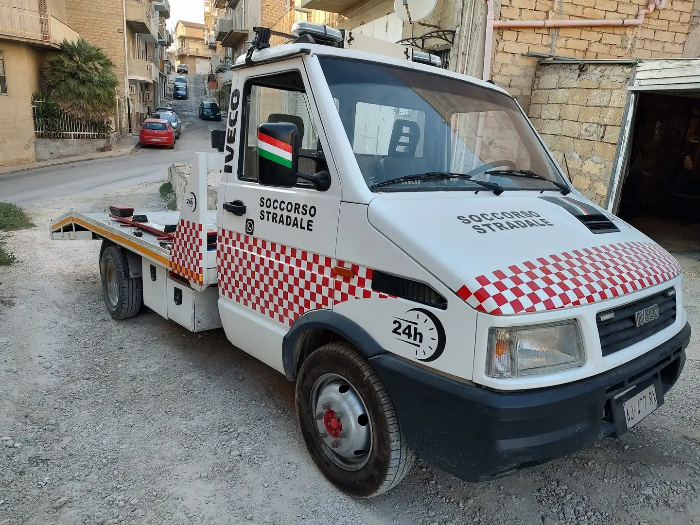 Iveco Daily 35-12 Carro attrezzi Patente B - 2