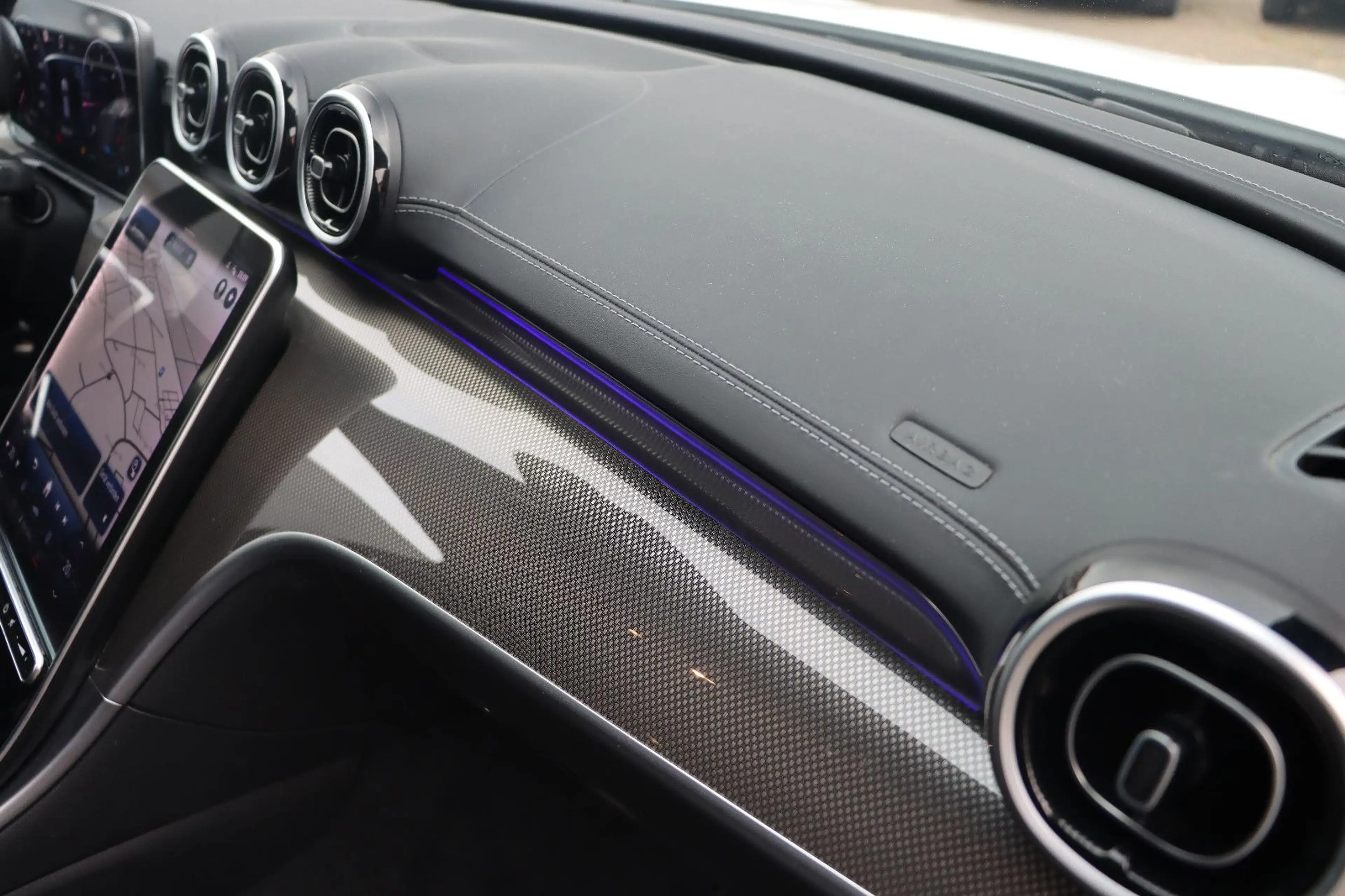 Mercedes-Benz C 220 d AMG-Line l LED l KAMERA l NAVI l AMBIENTE — photo 15