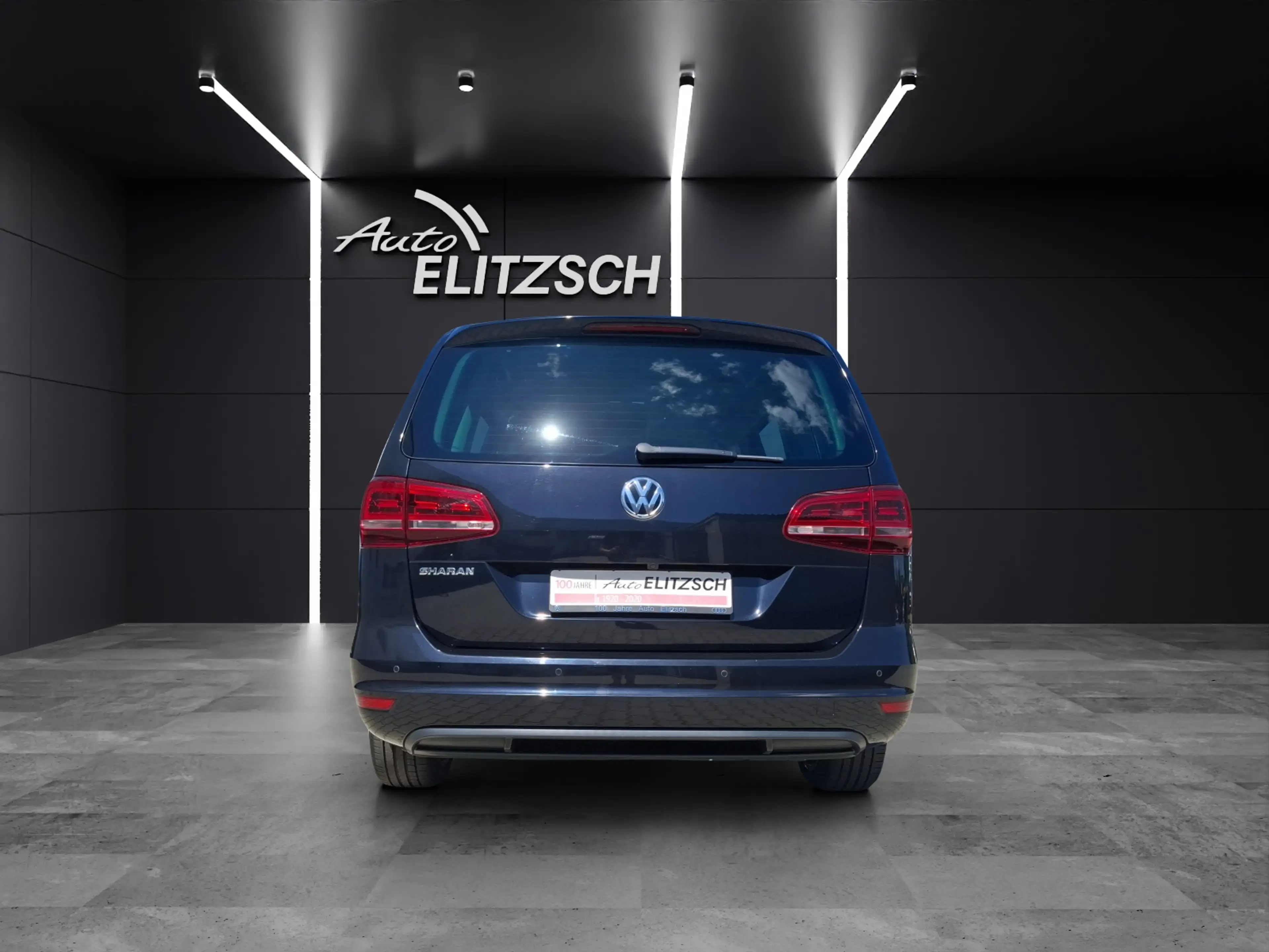 Volkswagen Sharan TDI Highline Standhzg Xenon AHK Navi ACC RFK SHZ — photo 4