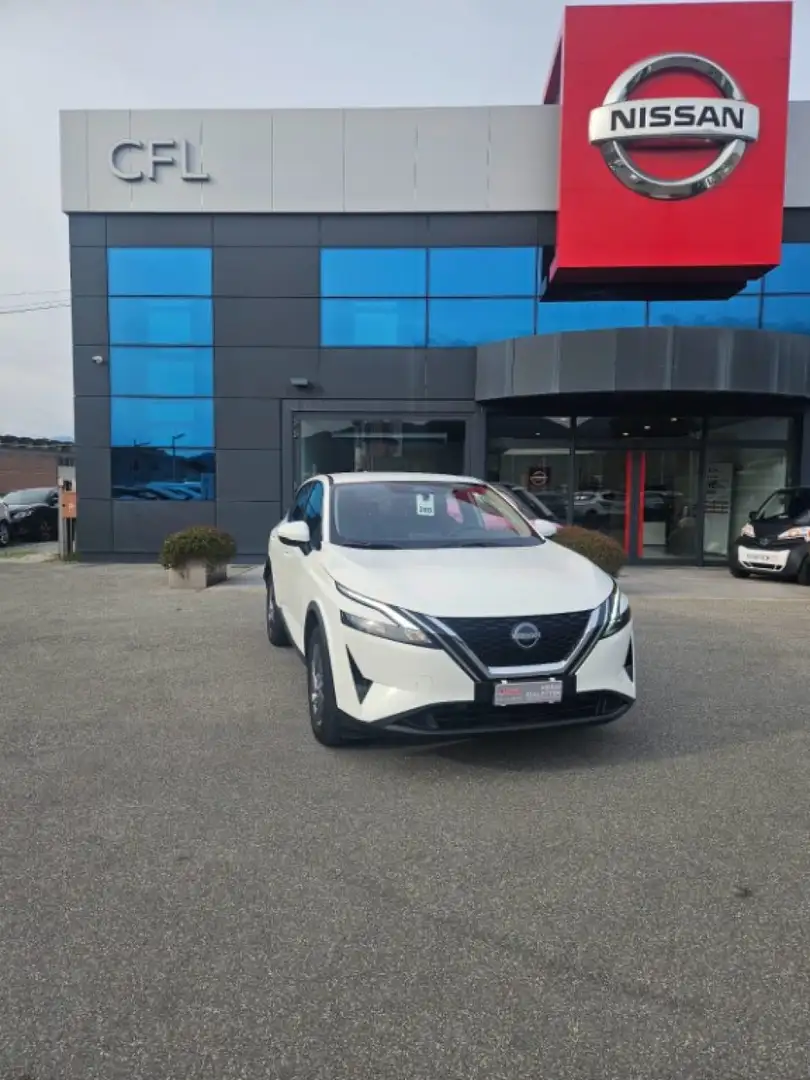 Nissan Qashqai MHEV 140 CV Acenta Wit - 1