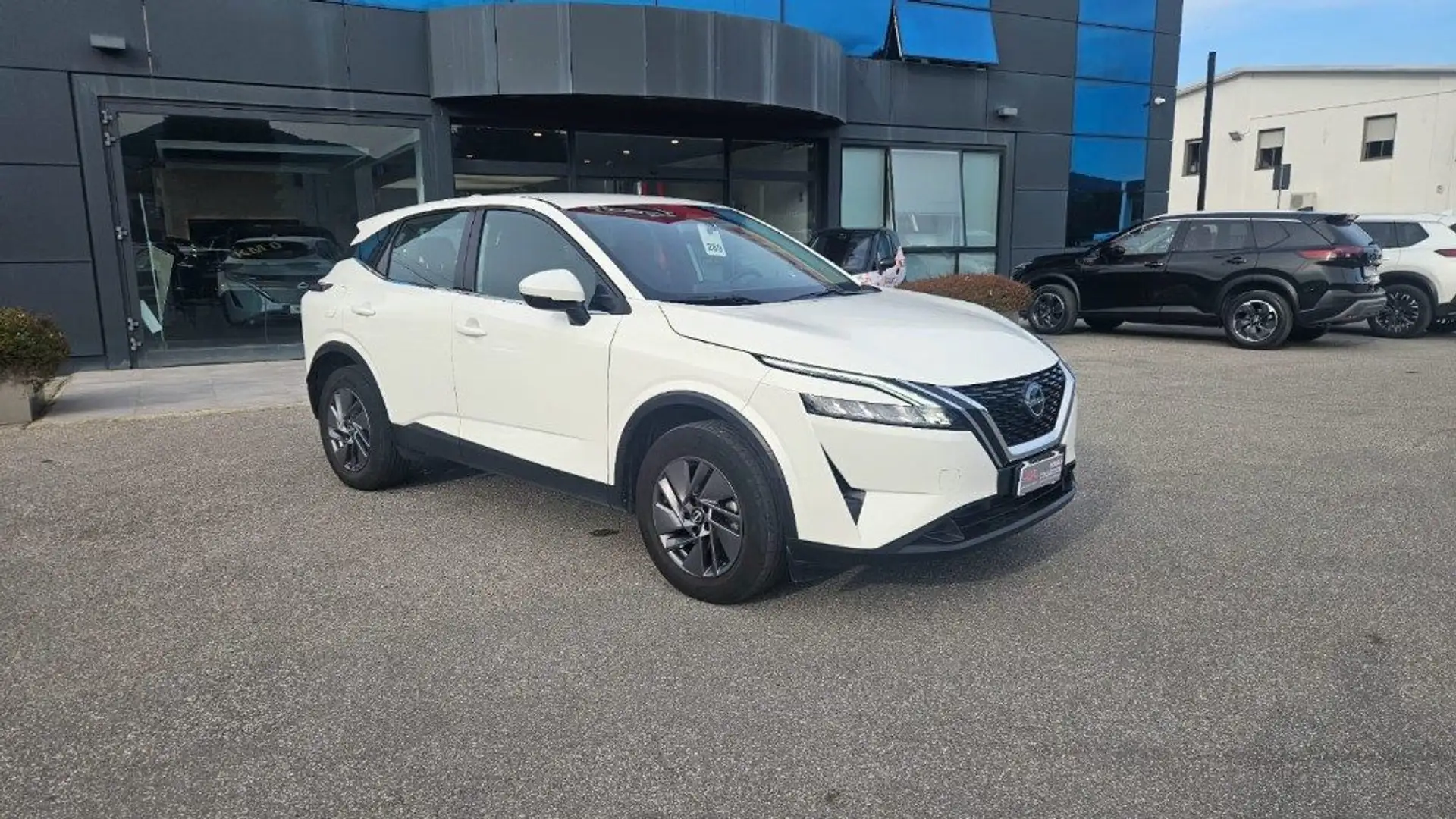 Nissan Qashqai MHEV 140 CV Acenta Wit - 2