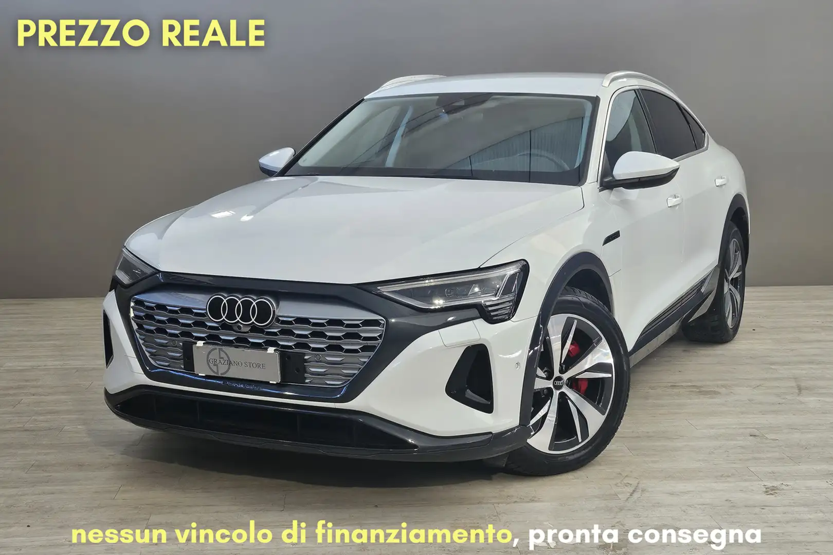 Audi Q8 e-tron AUDI Q8 e-tron SPB 50 quattro Business Advanced Blanc - 1