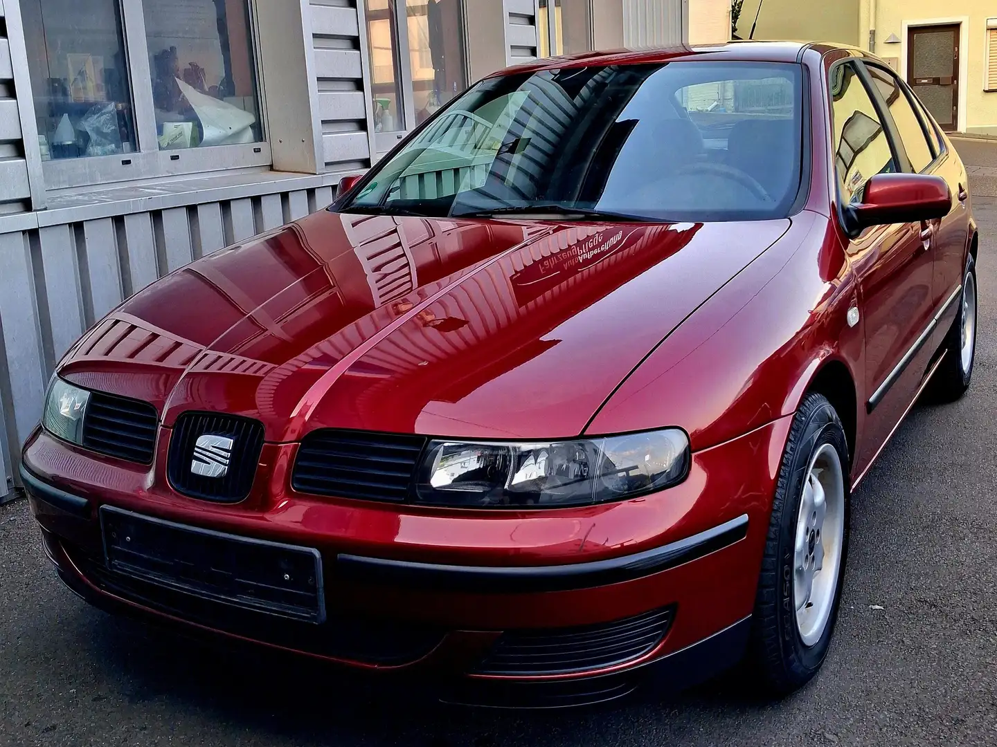 SEAT Leon Leon 1.4 16V Stella crvena - 1