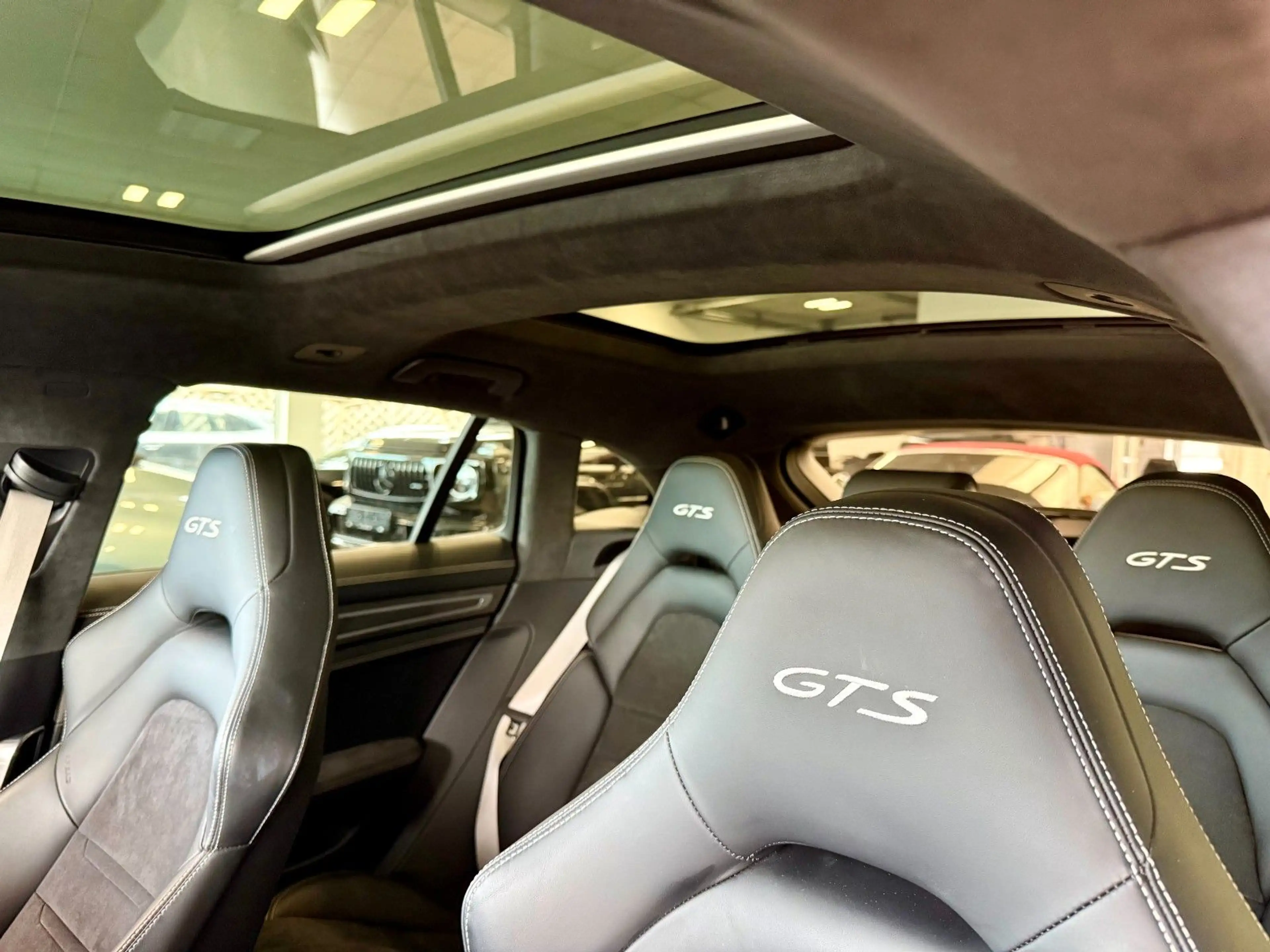 Porsche Panamera Sport Turismo GTS PCCB/PDCC/Carbon — photo 7