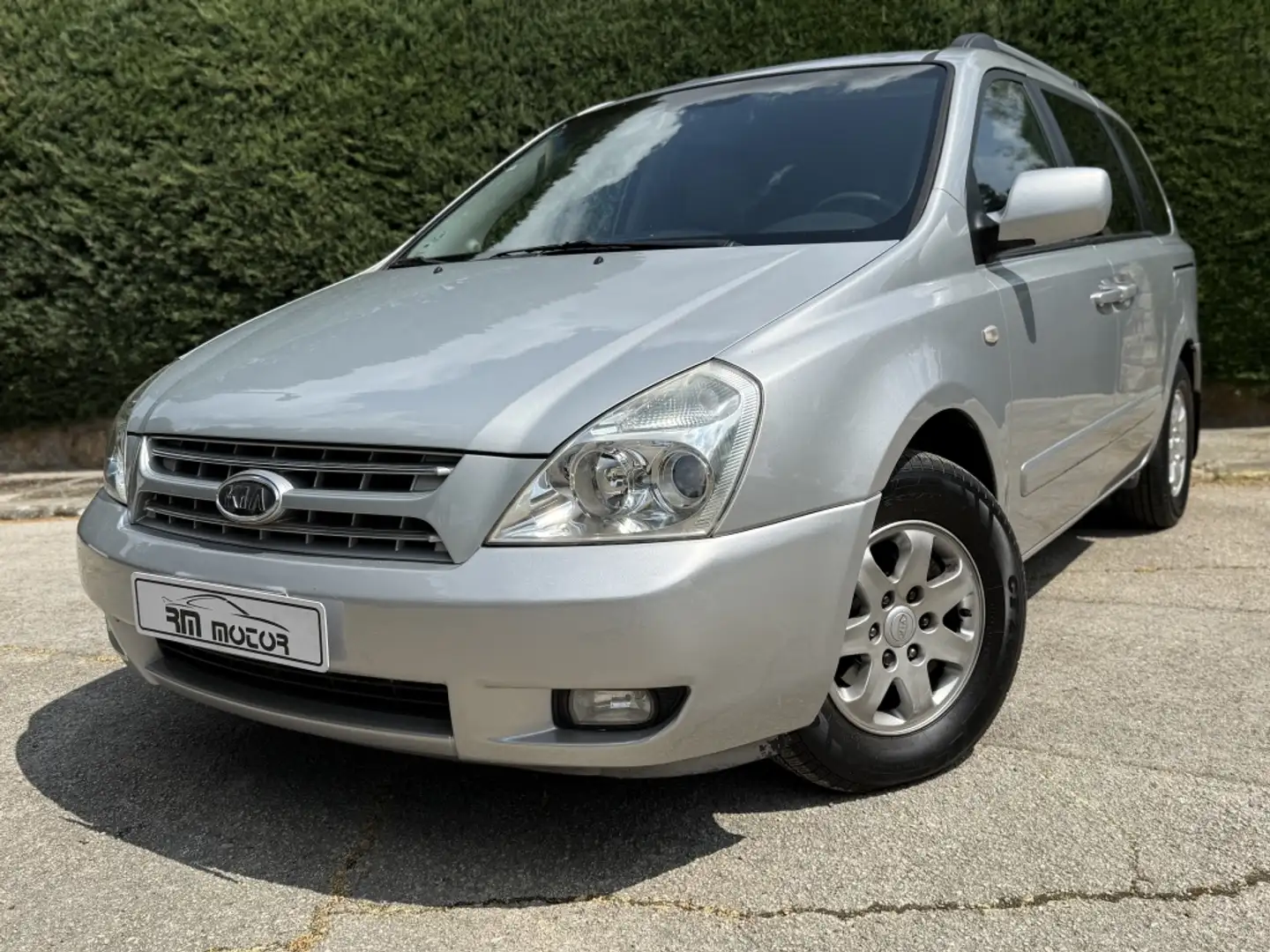 Kia Carnival 2.9CRDI EXII-Emotion Gri - 1