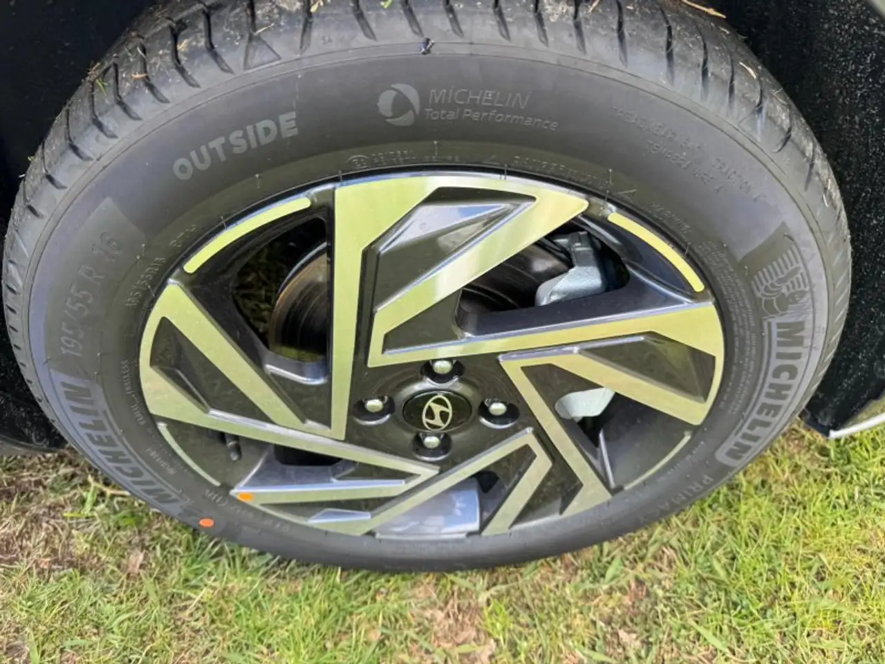 Hyundai i20 1.0 T-GDI 90cv DCT ConnectLine 25