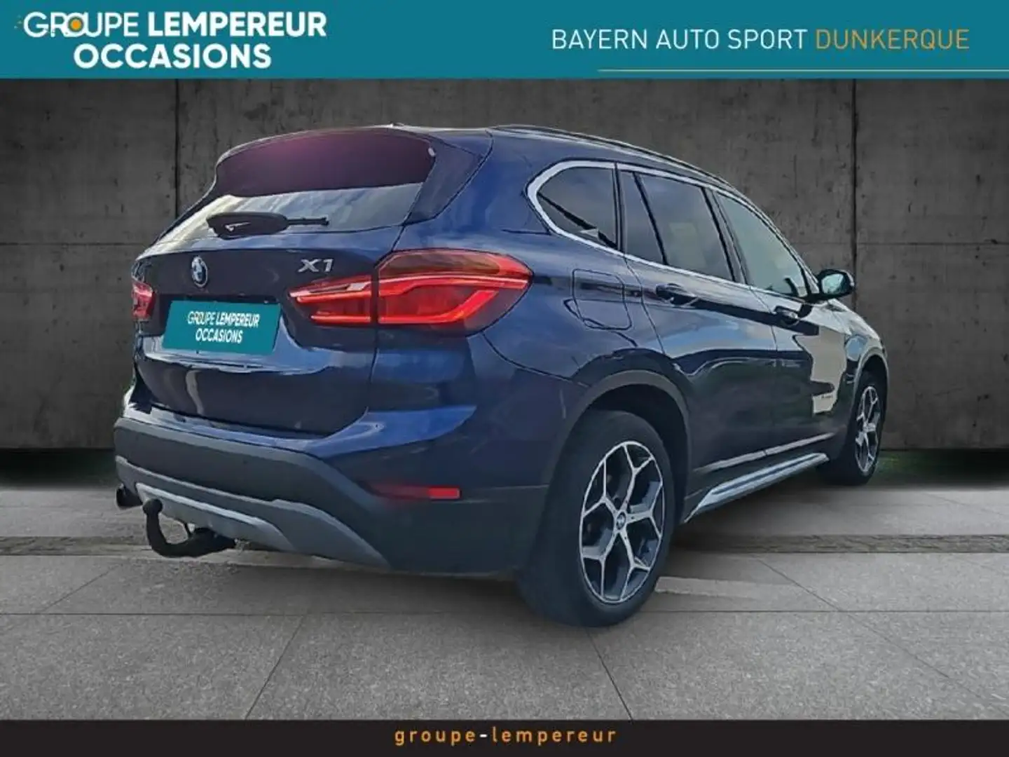 BMW X1 sDrive18iA 136ch xLine Bleu - 2
