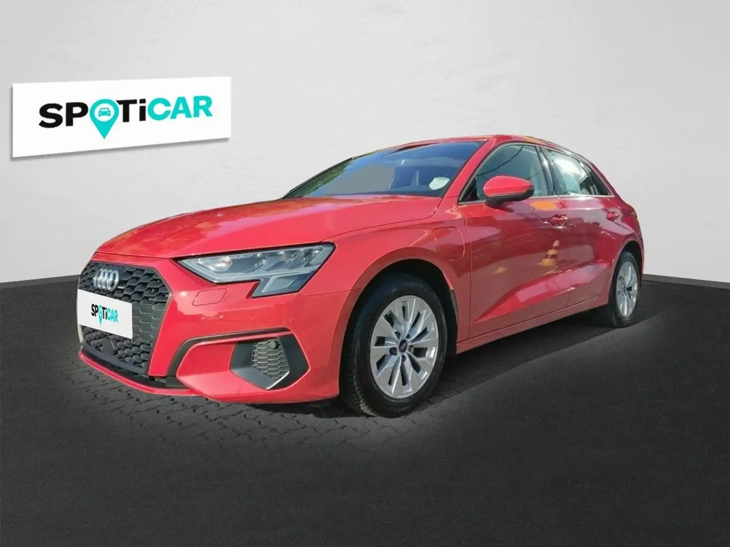 Audi A3 Sportback 40 TFSIe Navi Plus, AHK, Allwetter Rot - 1