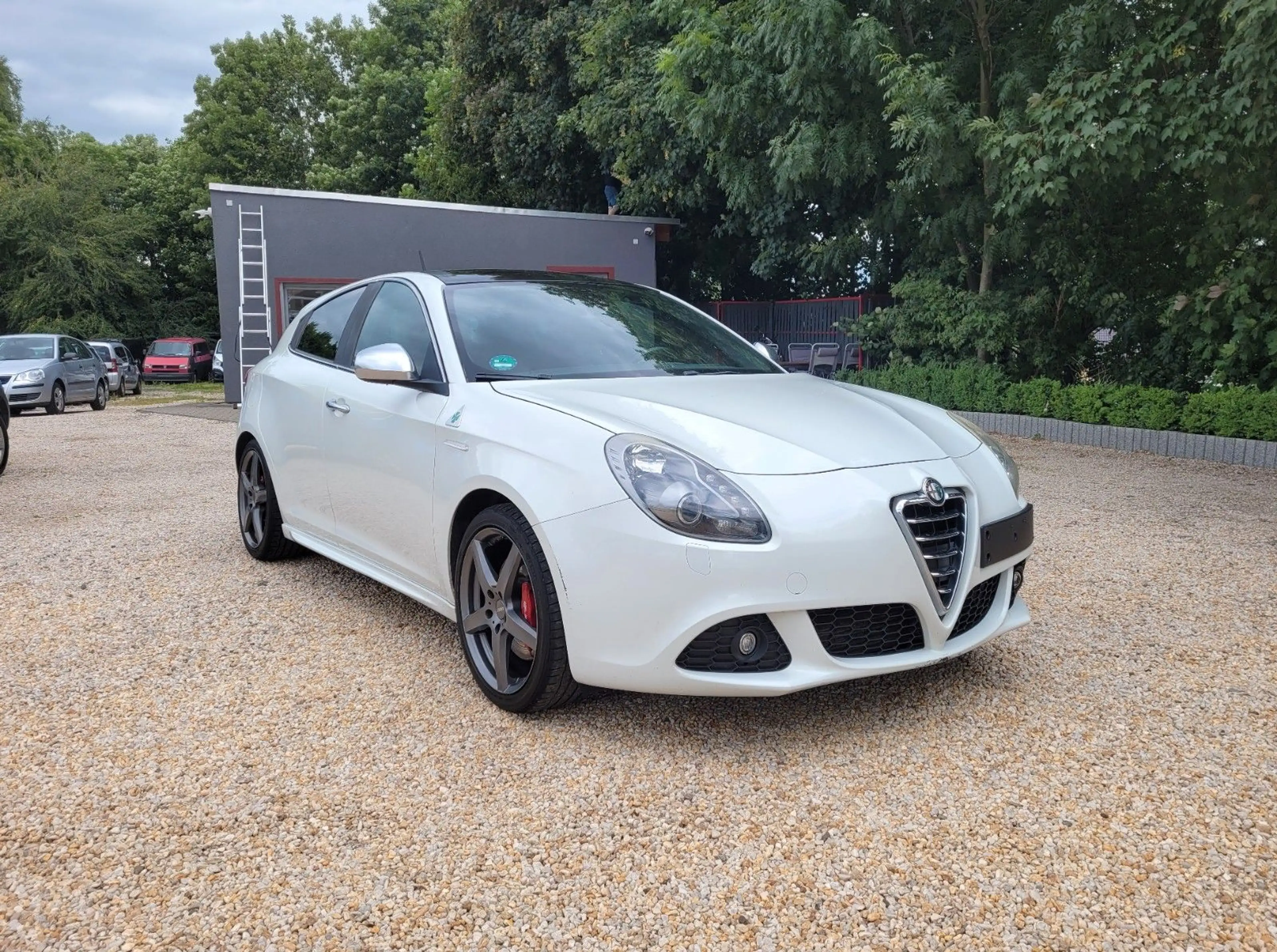 Alfa Romeo Giulietta Quadrifoglio Verde 1.8*SZH*8xLMF*TÜV* — photo 8